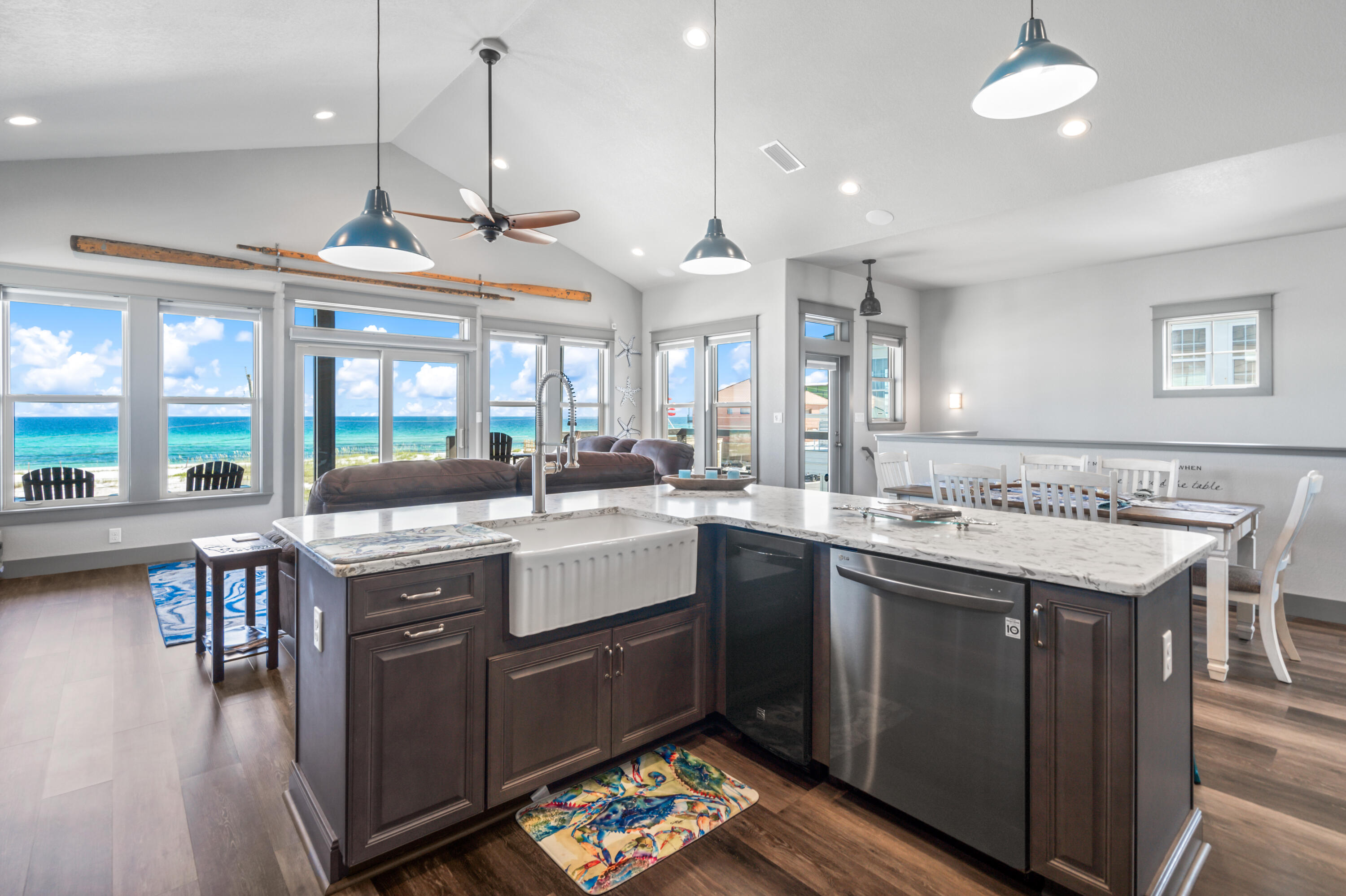 SAILMAKER COVE - Residential
