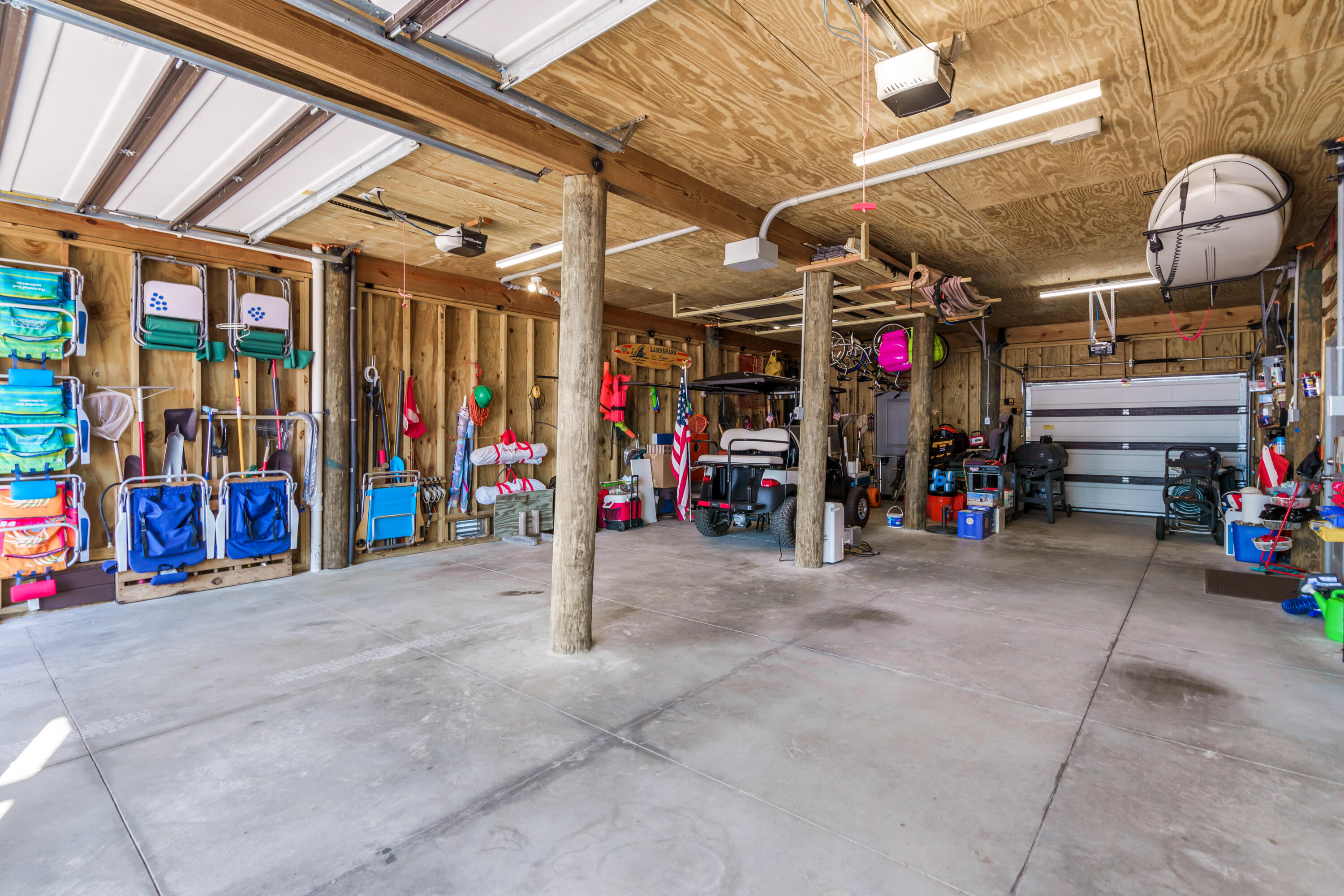 SAILMAKER COVE - Residential