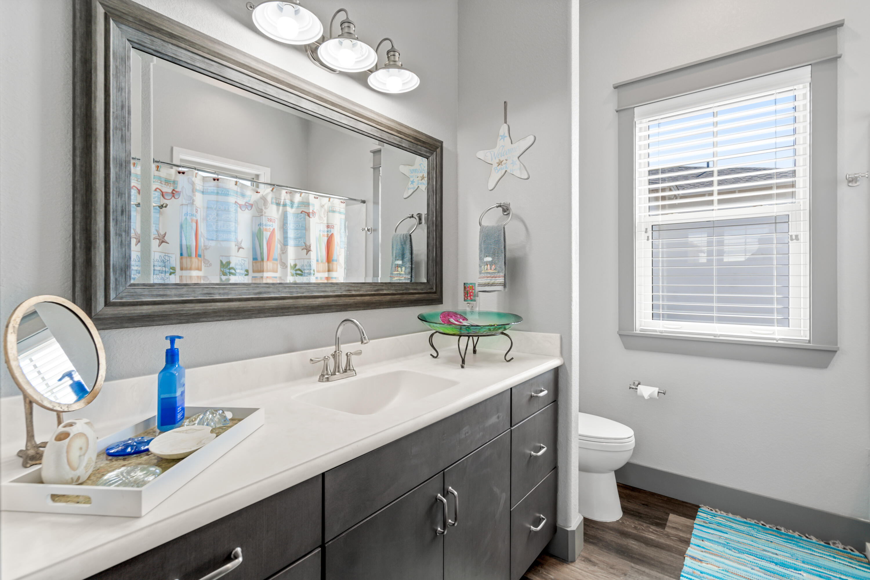SAILMAKER COVE - Residential