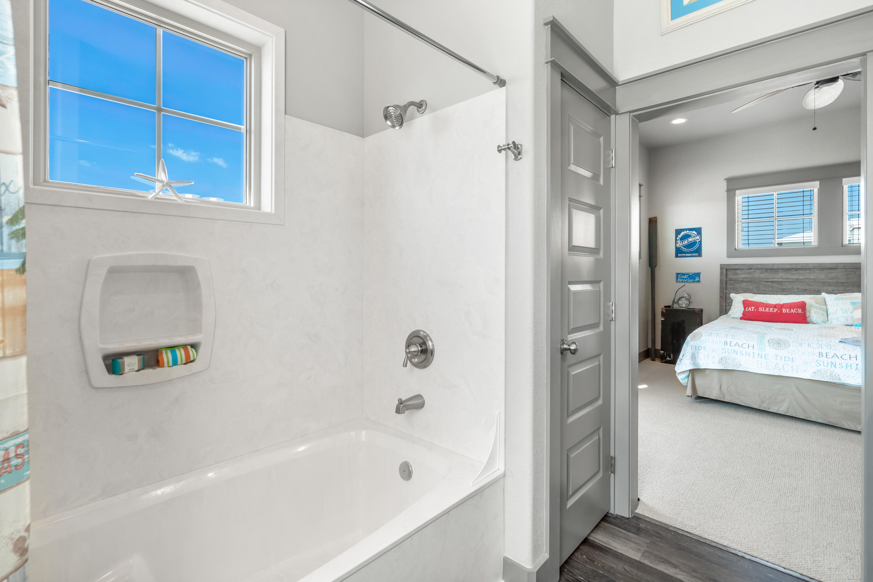 SAILMAKER COVE - Residential