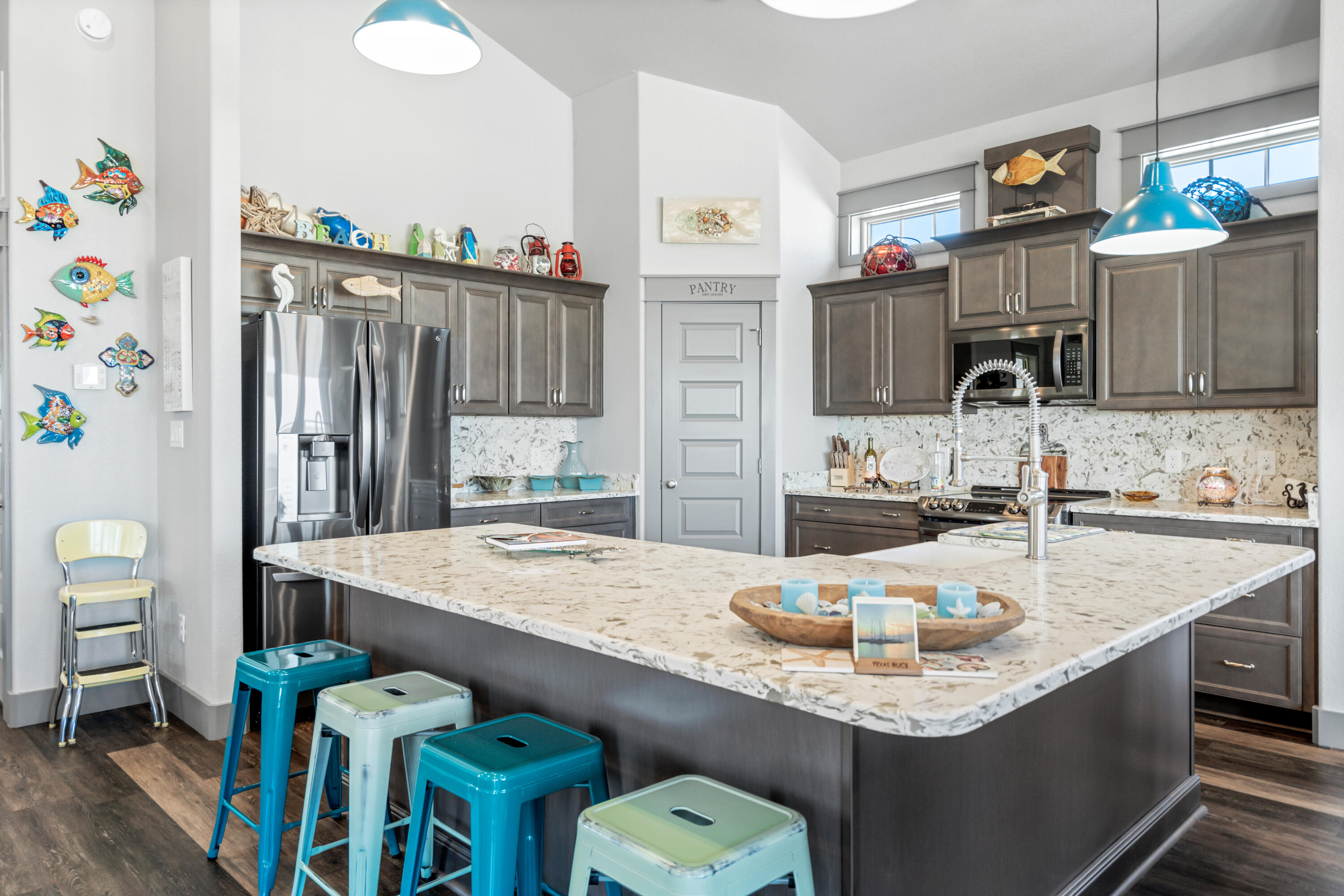 SAILMAKER COVE - Residential