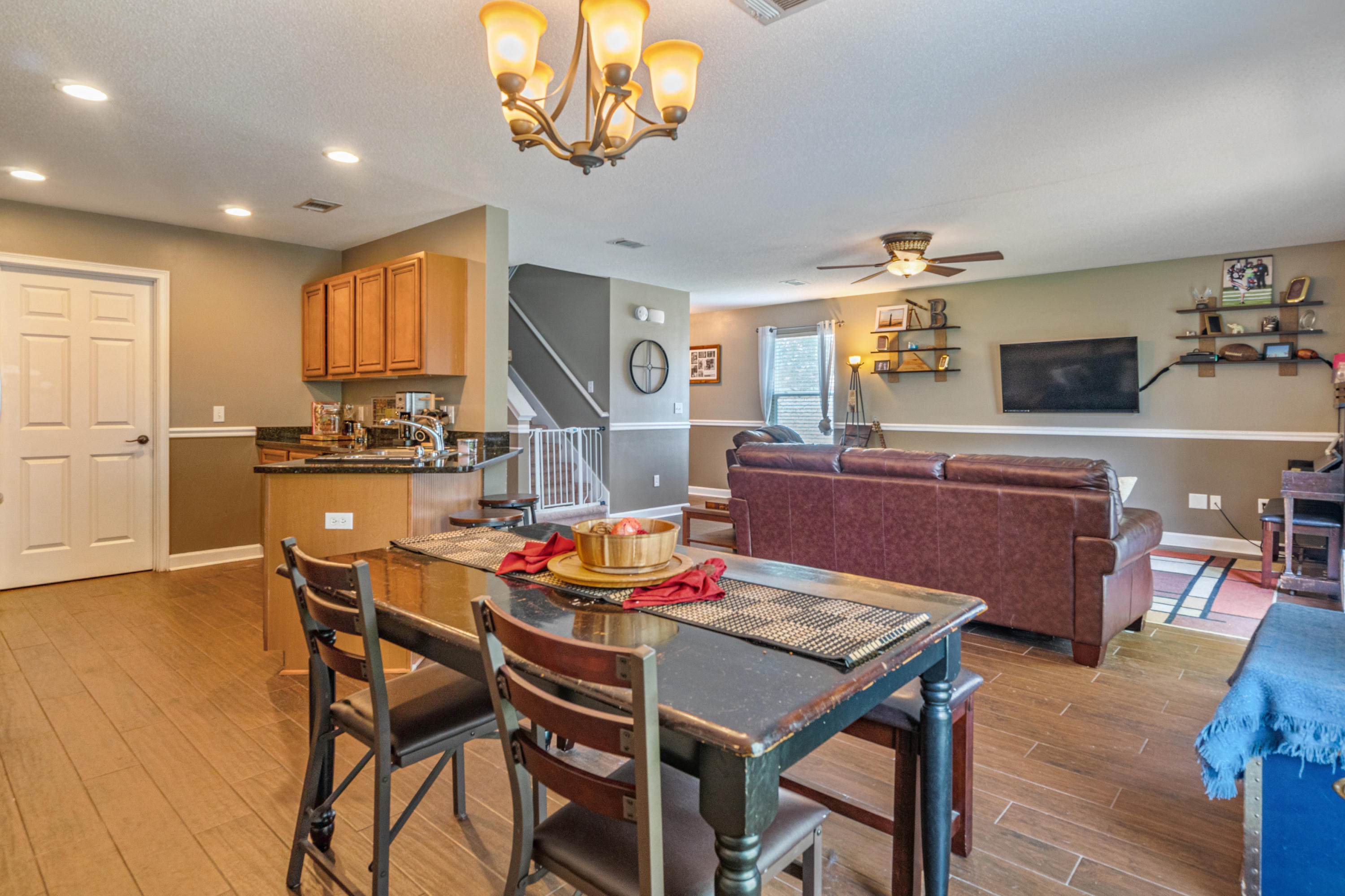 SUMMERWOOD - Residential