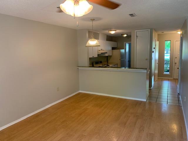 MONTAGE MANOR - Residential Lease