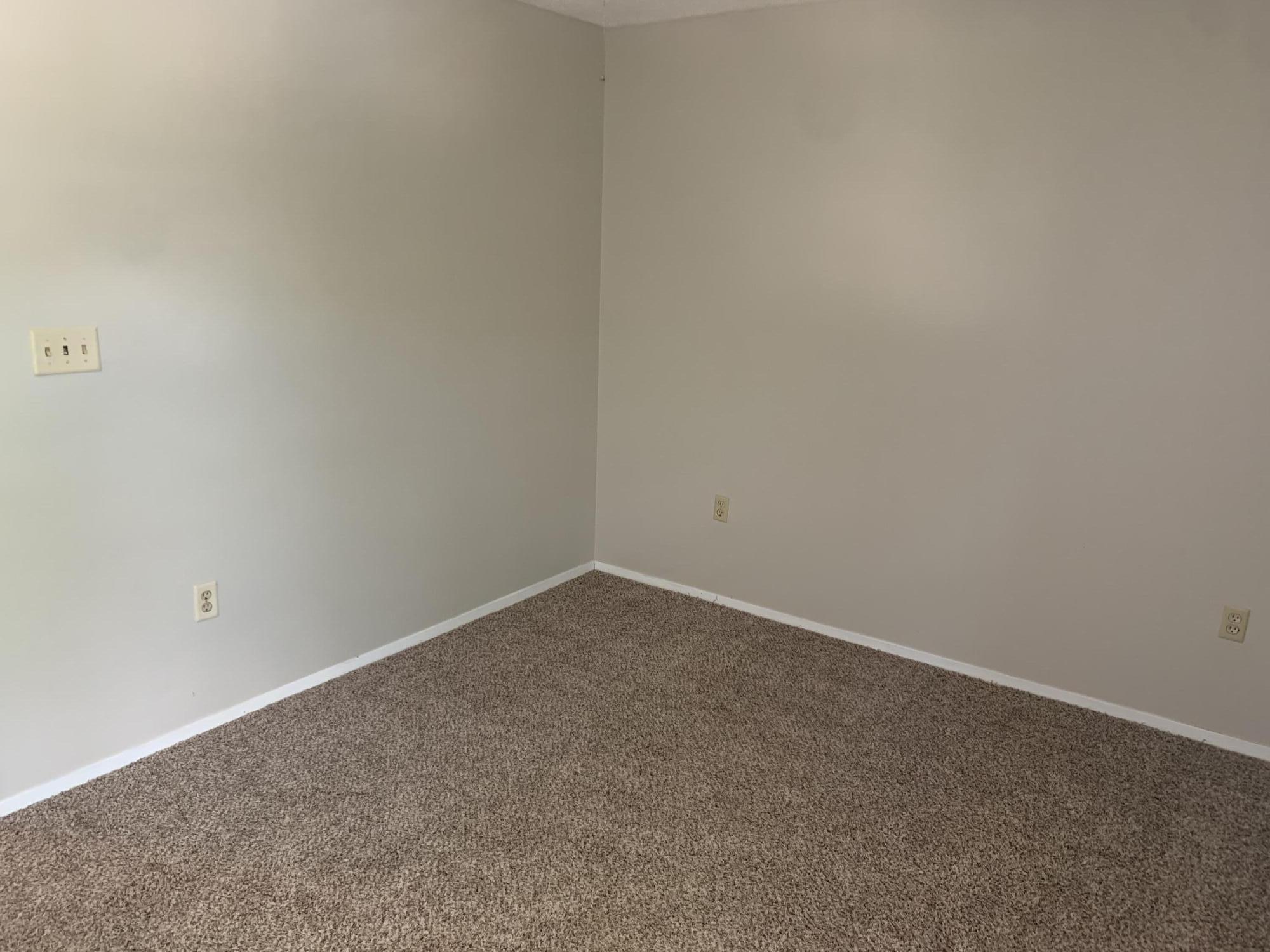 MONTAGE MANOR - Residential Lease