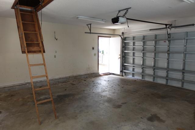 HANDS COVE LOT 4 - Residential