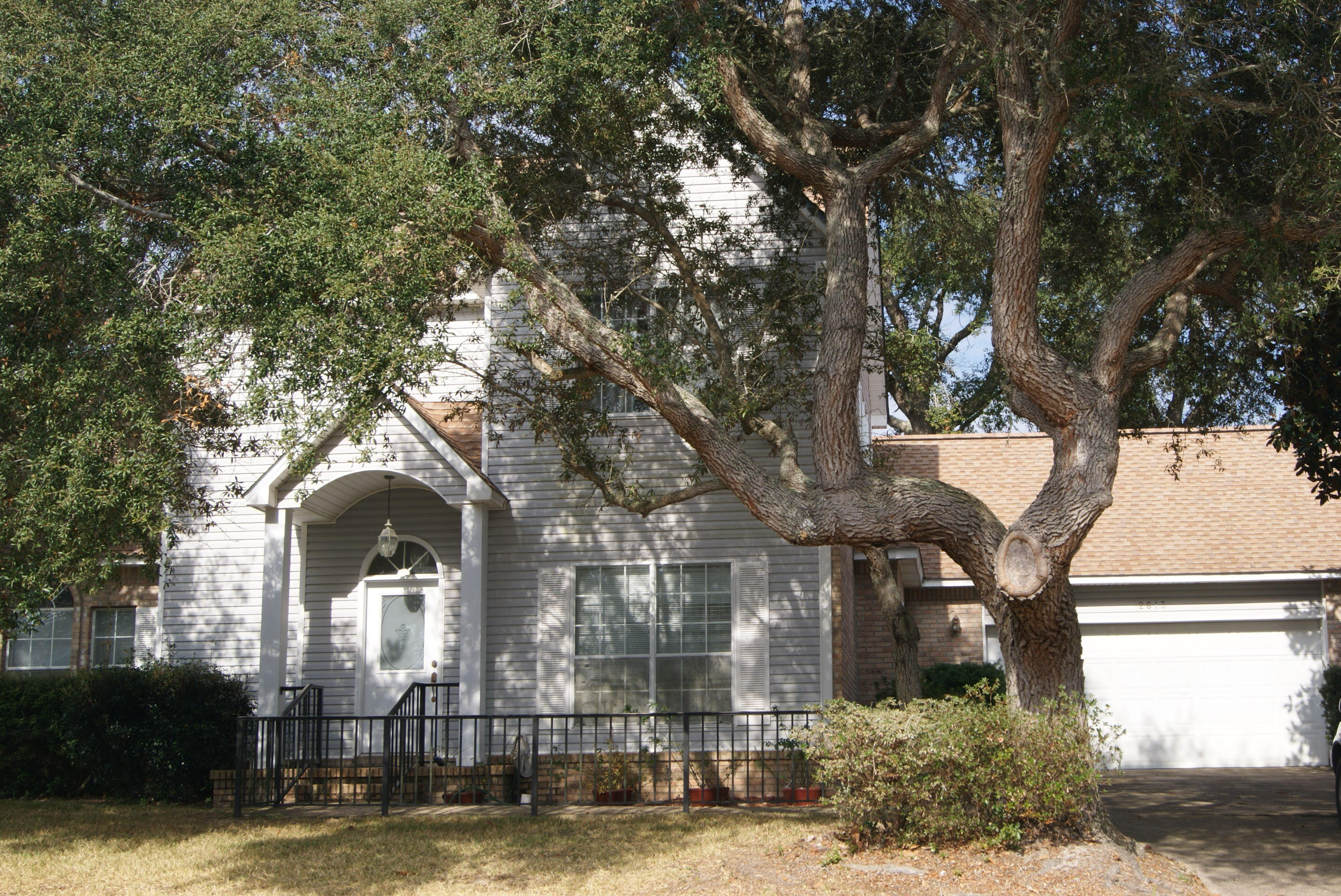 LAKE POINTE - Residential