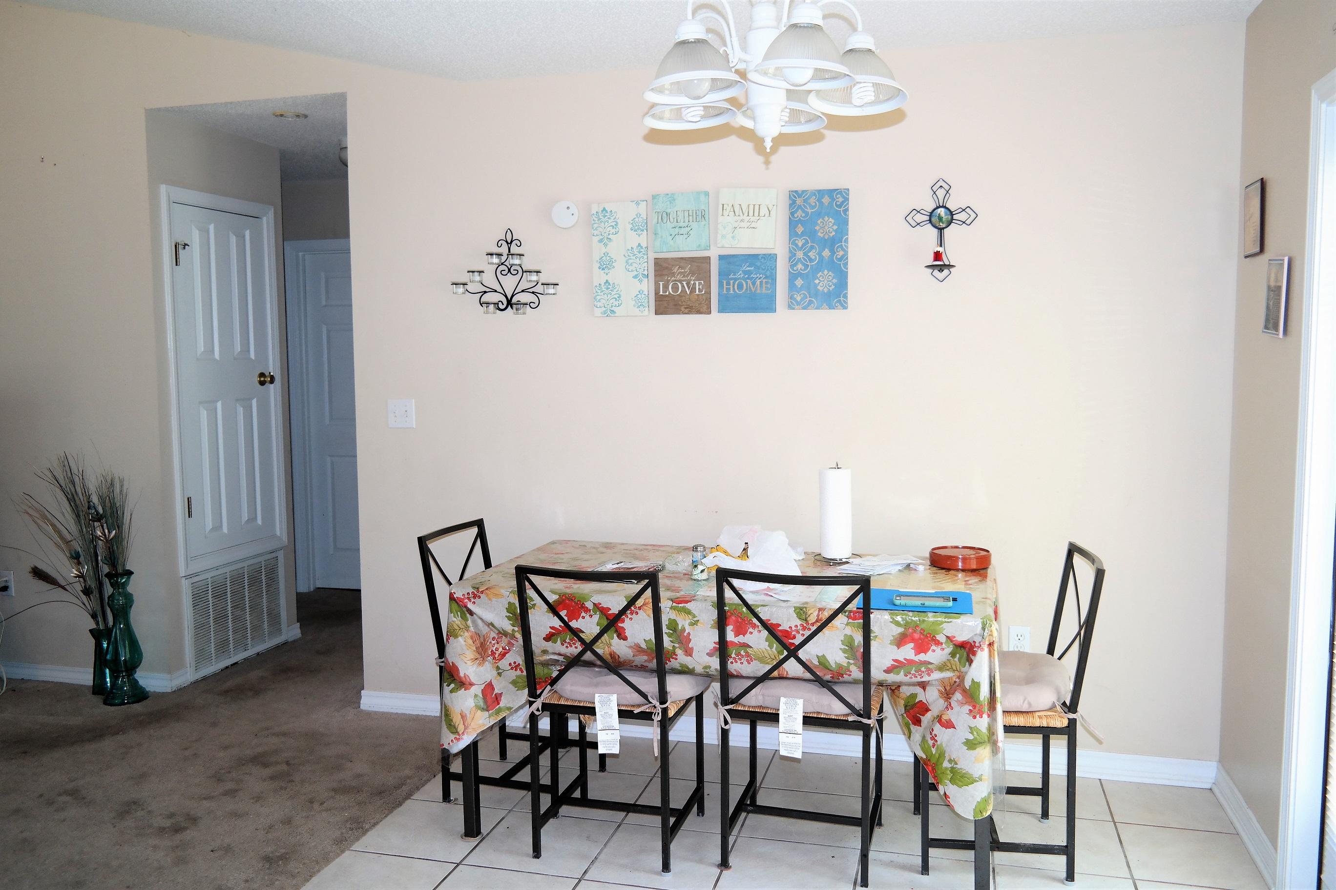 OAKWOOD LAKES ESTATES - Residential