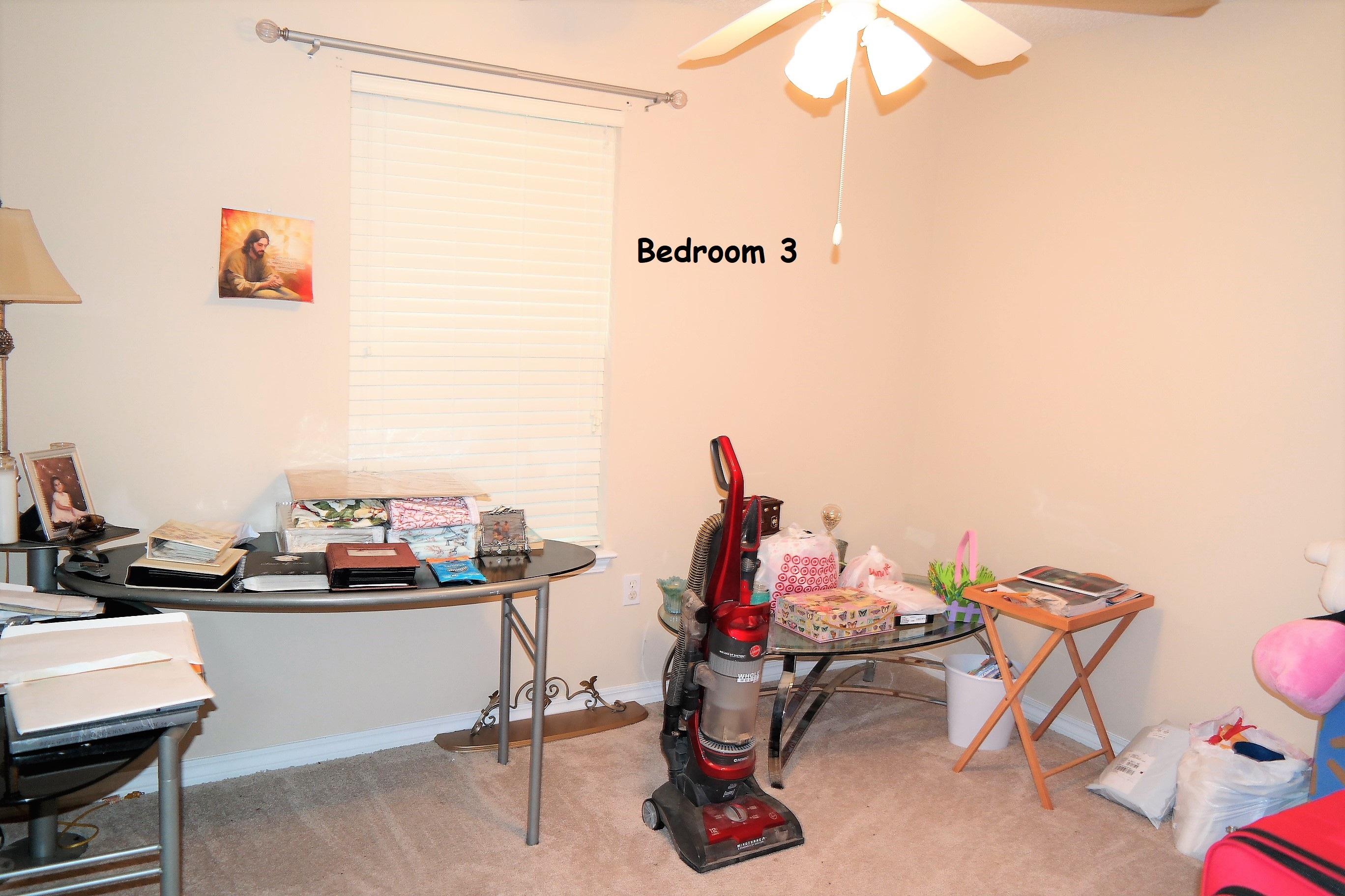 OAKWOOD LAKES ESTATES - Residential