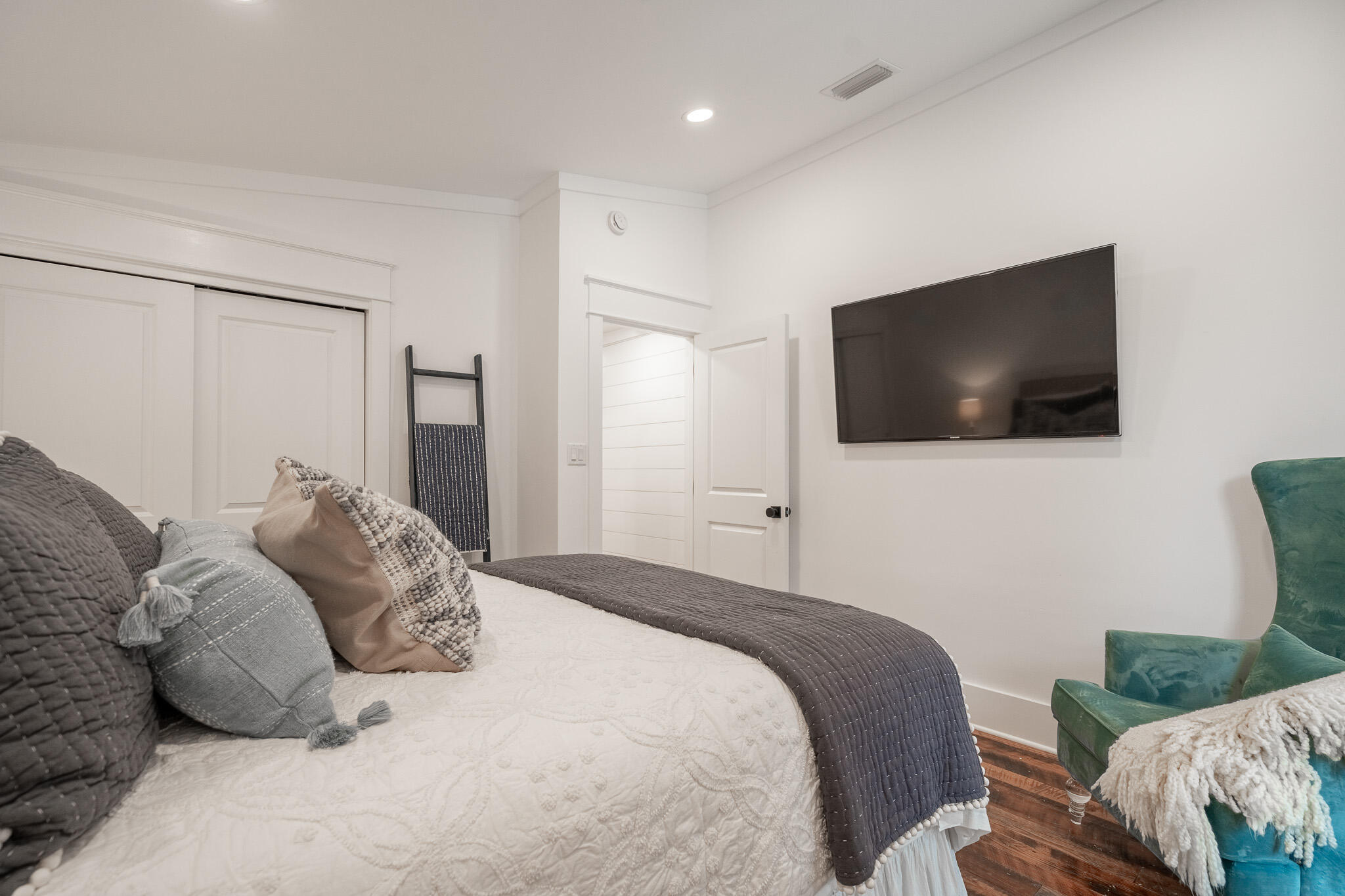 GULF LAKE BEACHES ESTATES - Residential