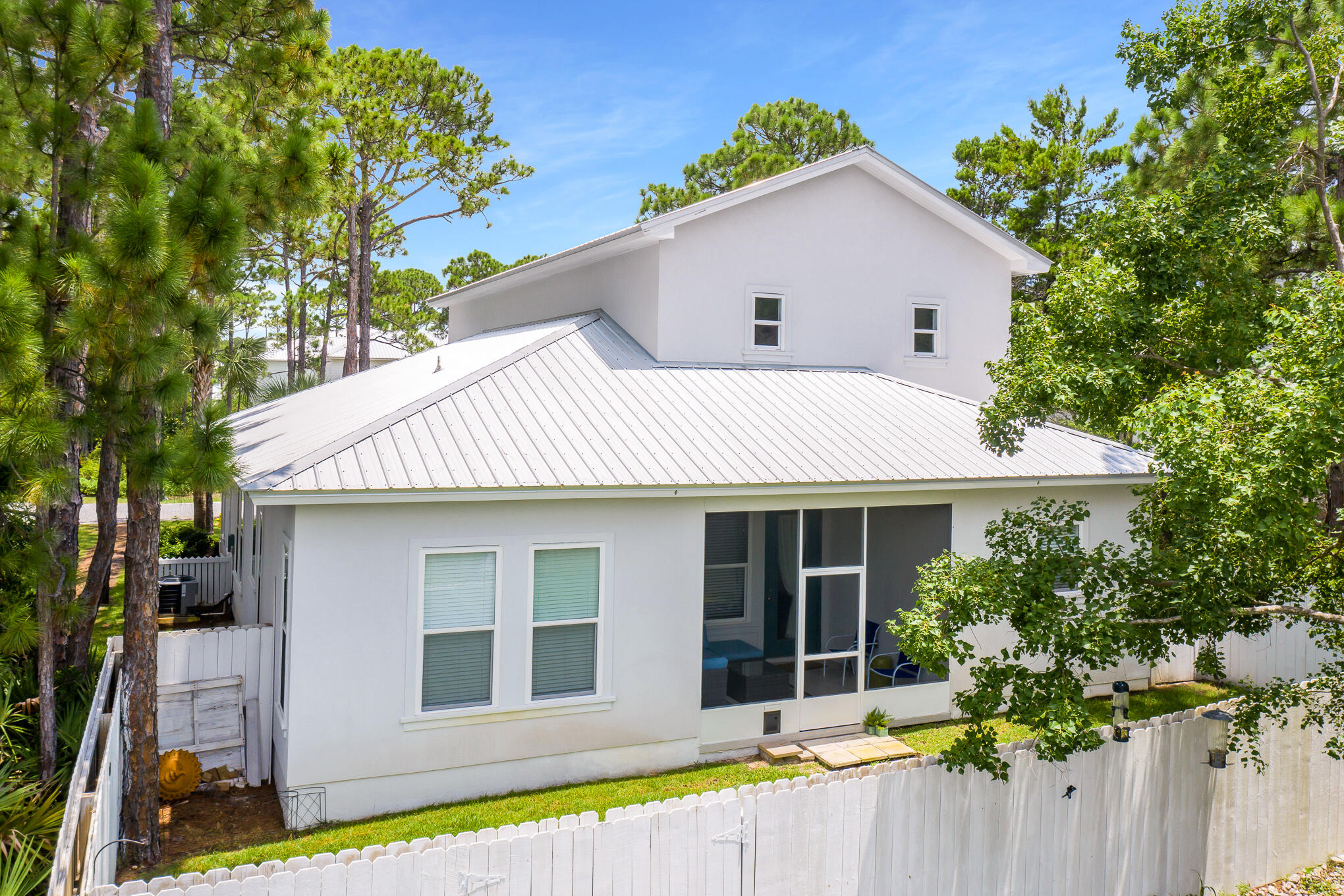 FRANGISTA BEACH 2ND ADDN - Residential