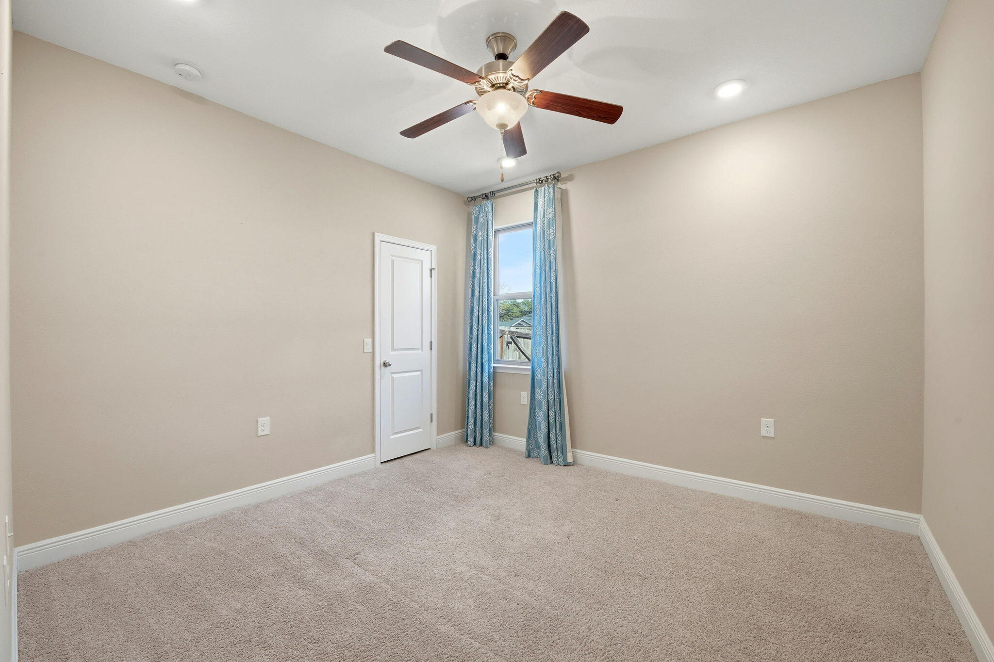 Pelican Bay Estates - Residential