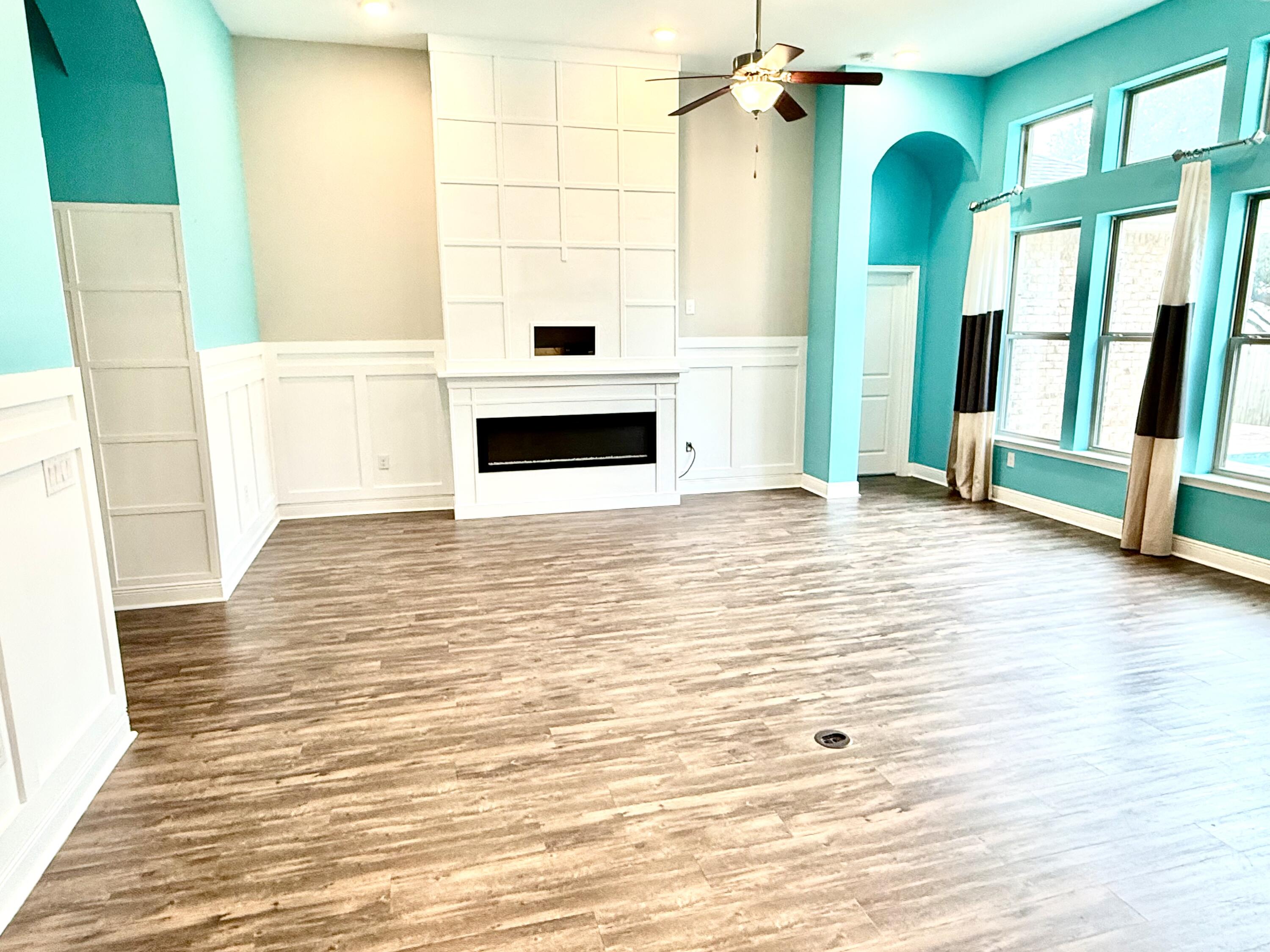 Pelican Bay Estates - Residential