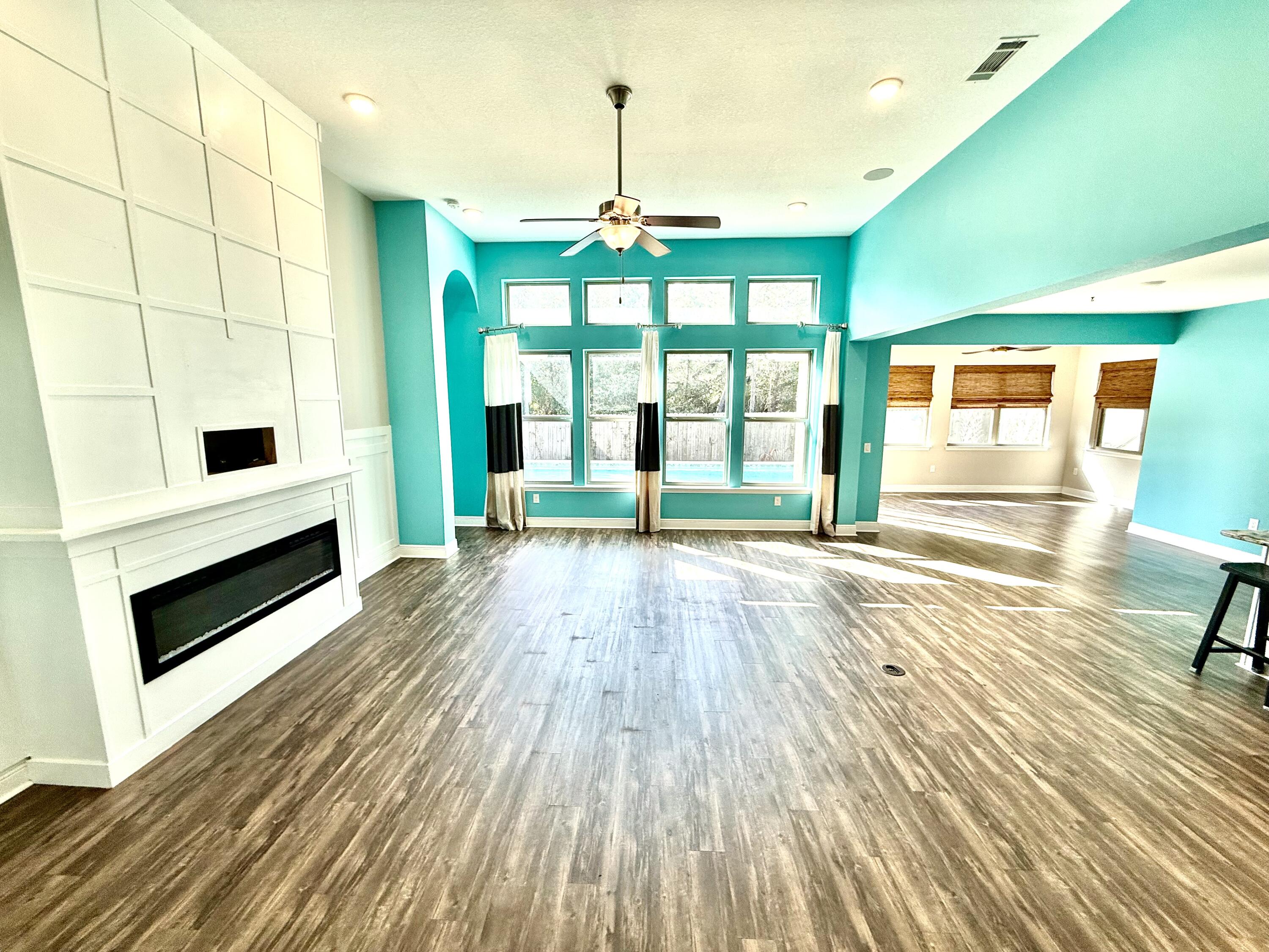 Pelican Bay Estates - Residential