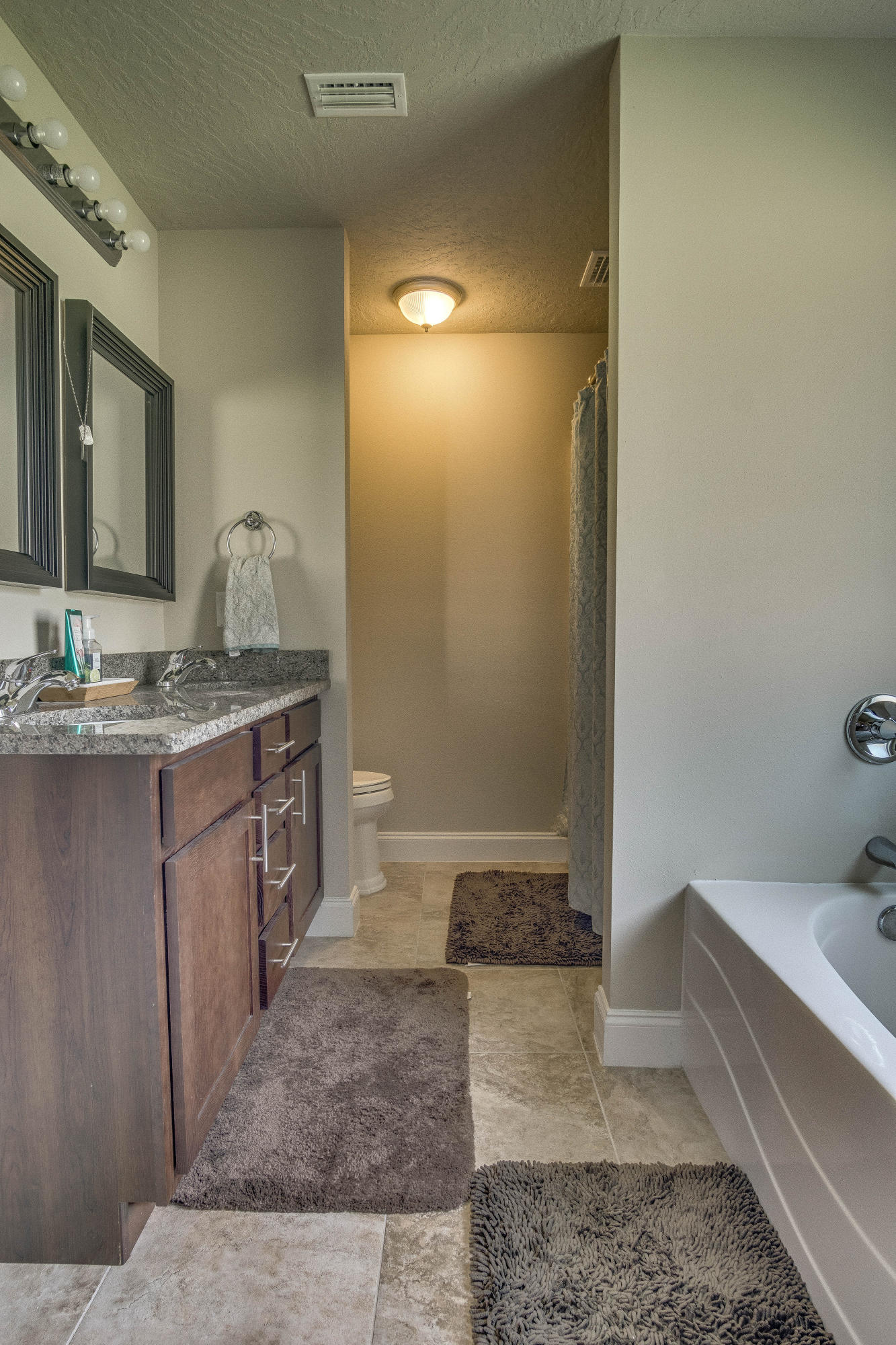 KAITLYNS PRESERVE - Residential