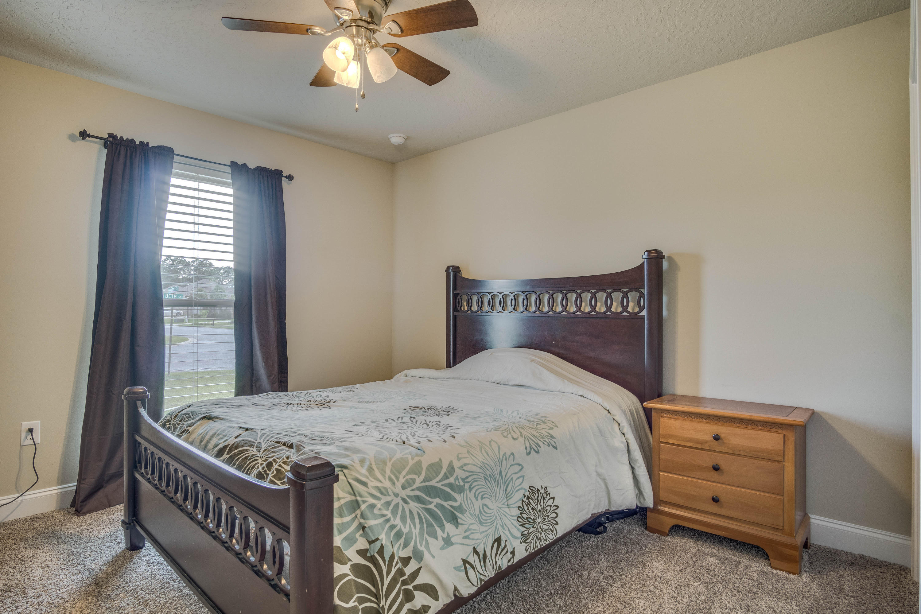 KAITLYNS PRESERVE - Residential