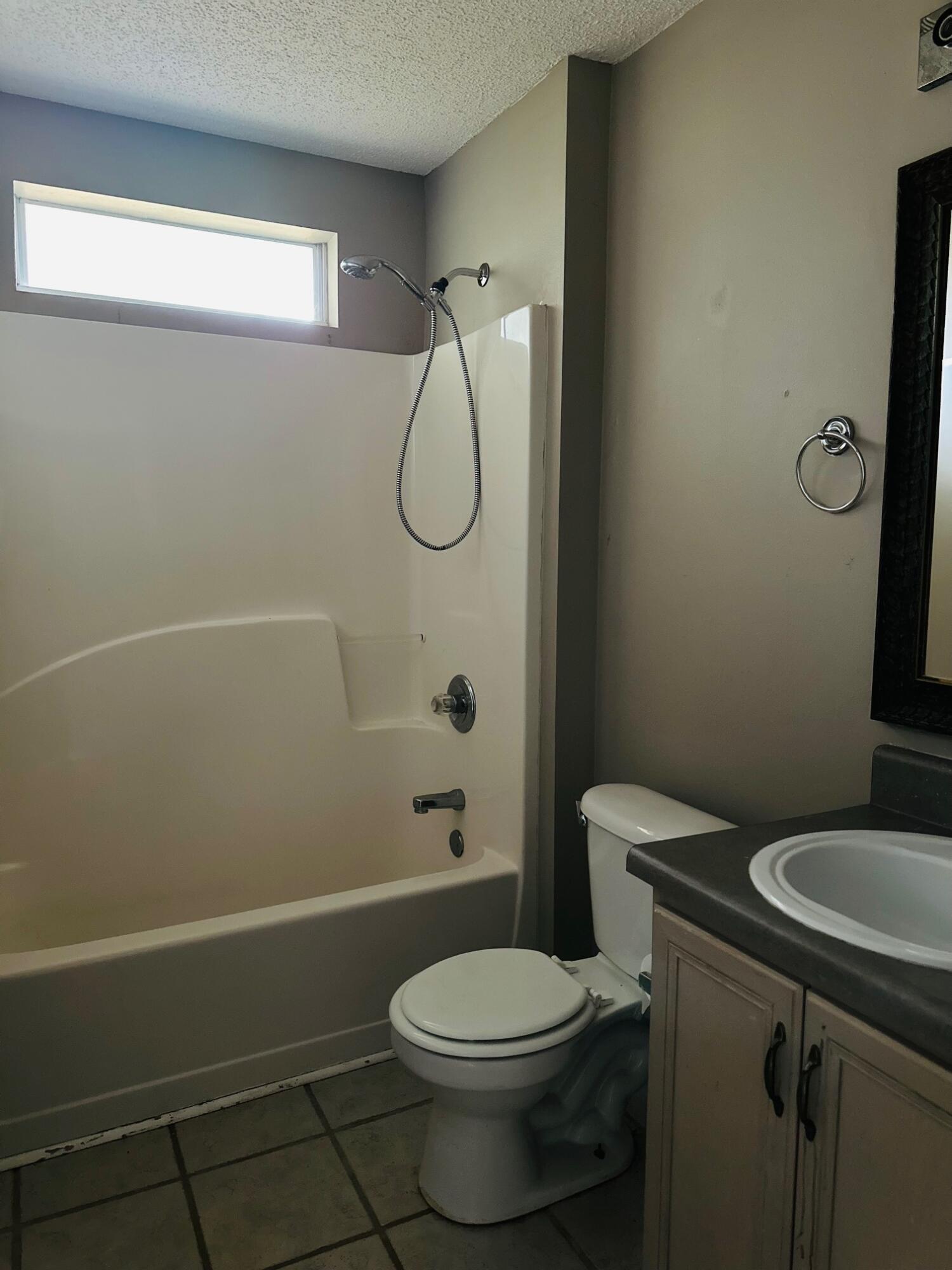 NORTHVIEW ESTATES 7TH ADDN - Residential