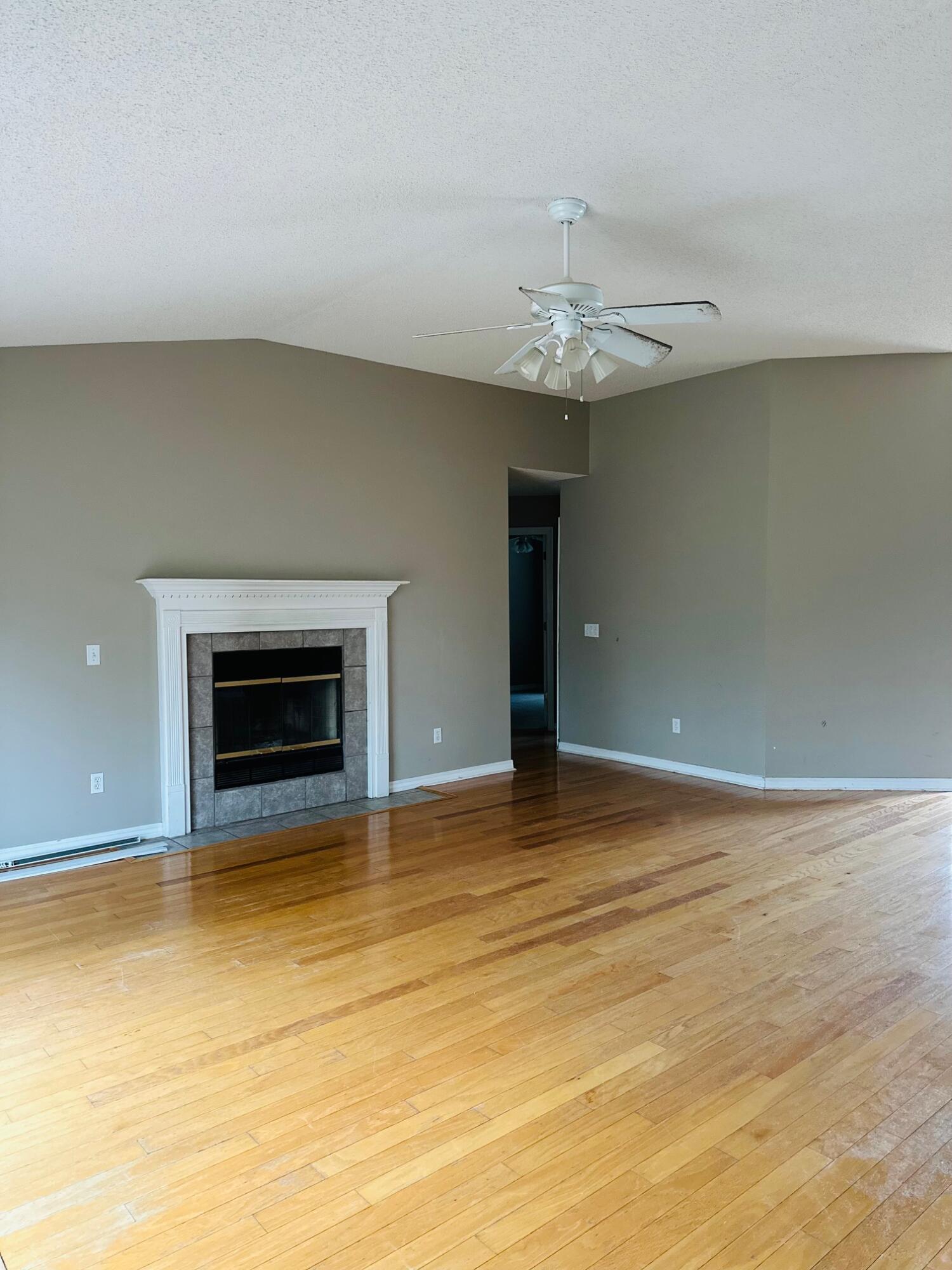 NORTHVIEW ESTATES 7TH ADDN - Residential
