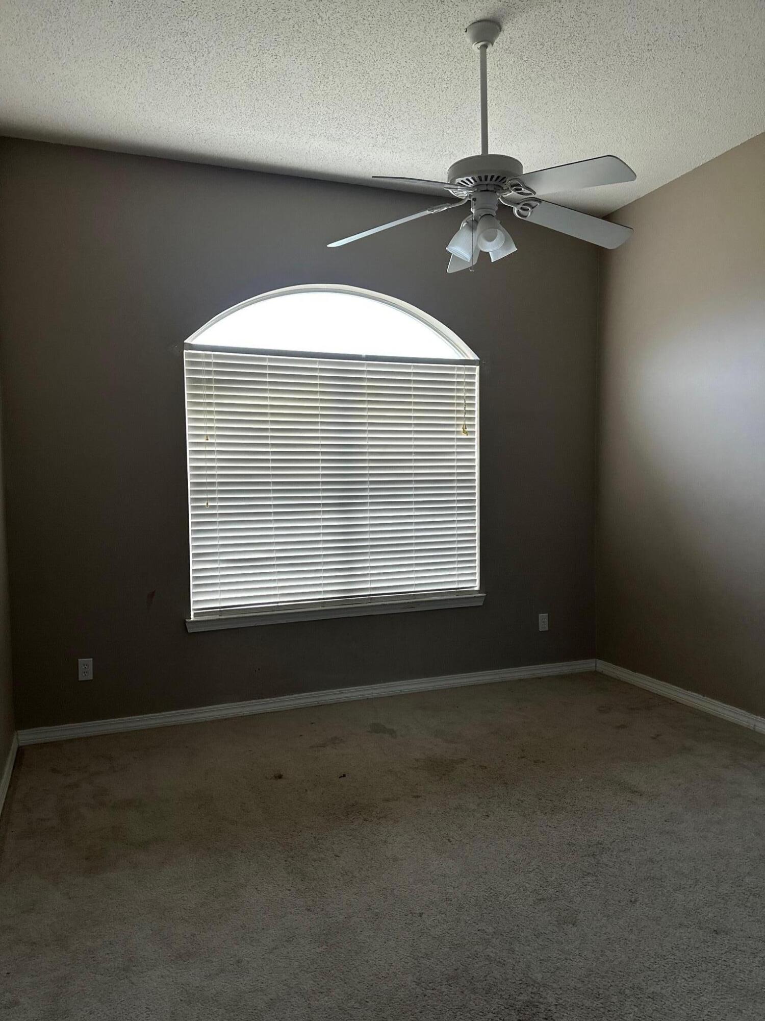 NORTHVIEW ESTATES 7TH ADDN - Residential