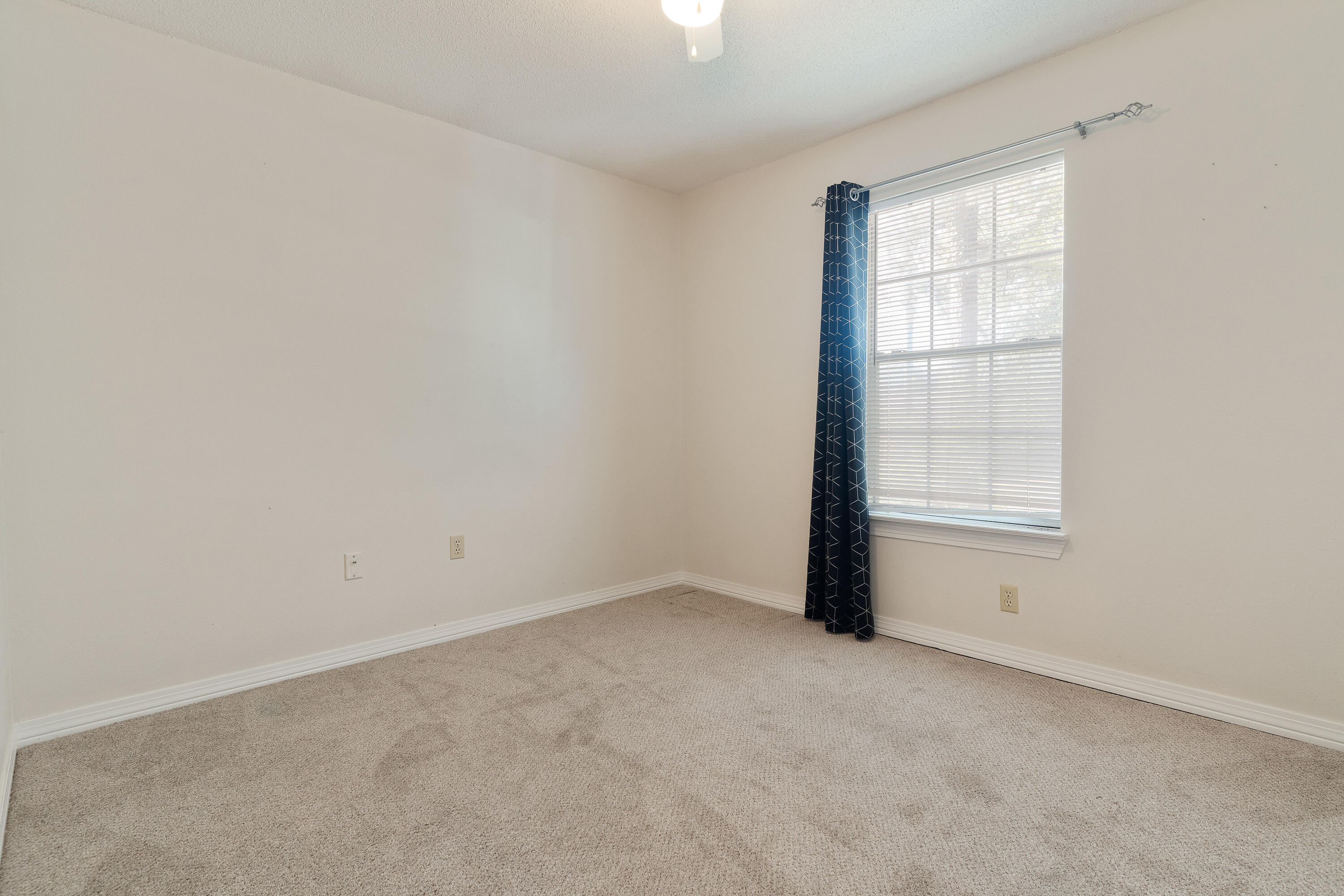 COUNTRYVIEW ESTATES - Residential