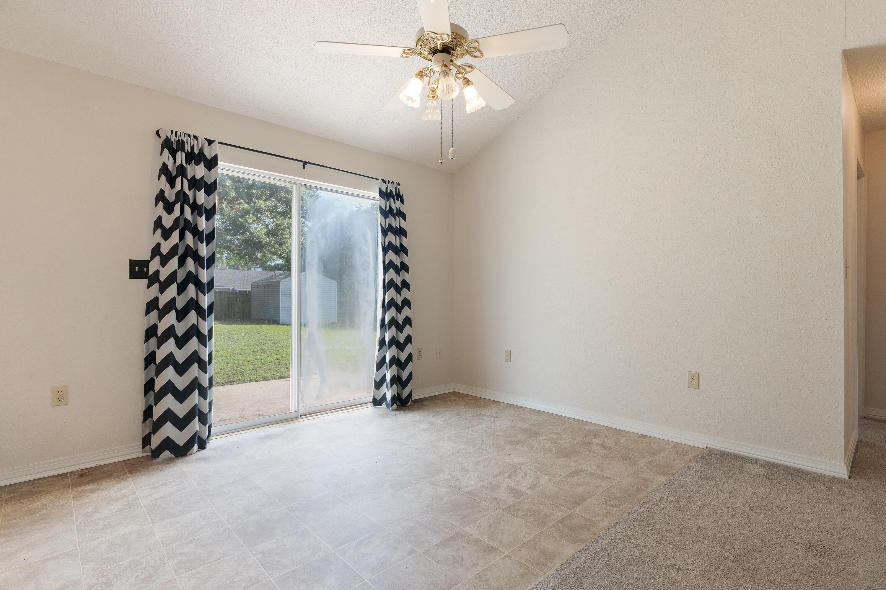 COUNTRYVIEW ESTATES - Residential