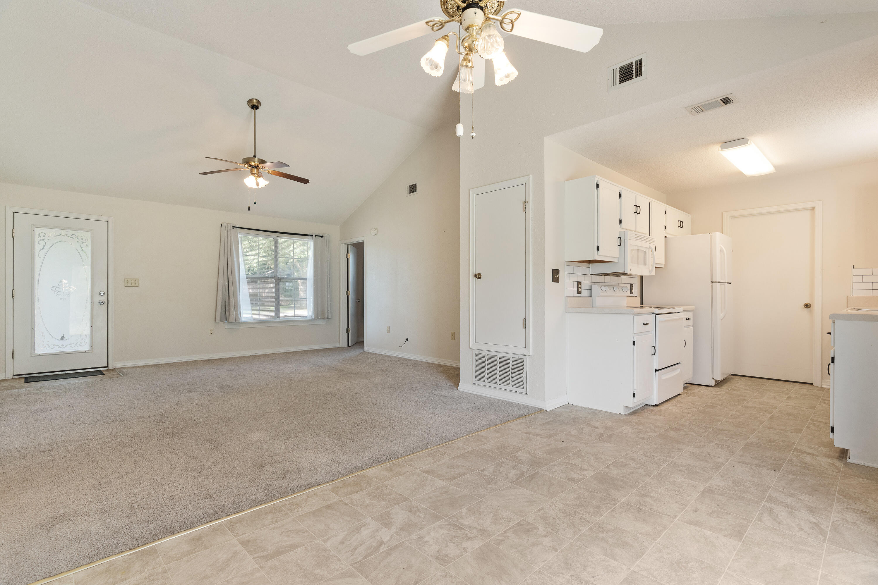 COUNTRYVIEW ESTATES - Residential