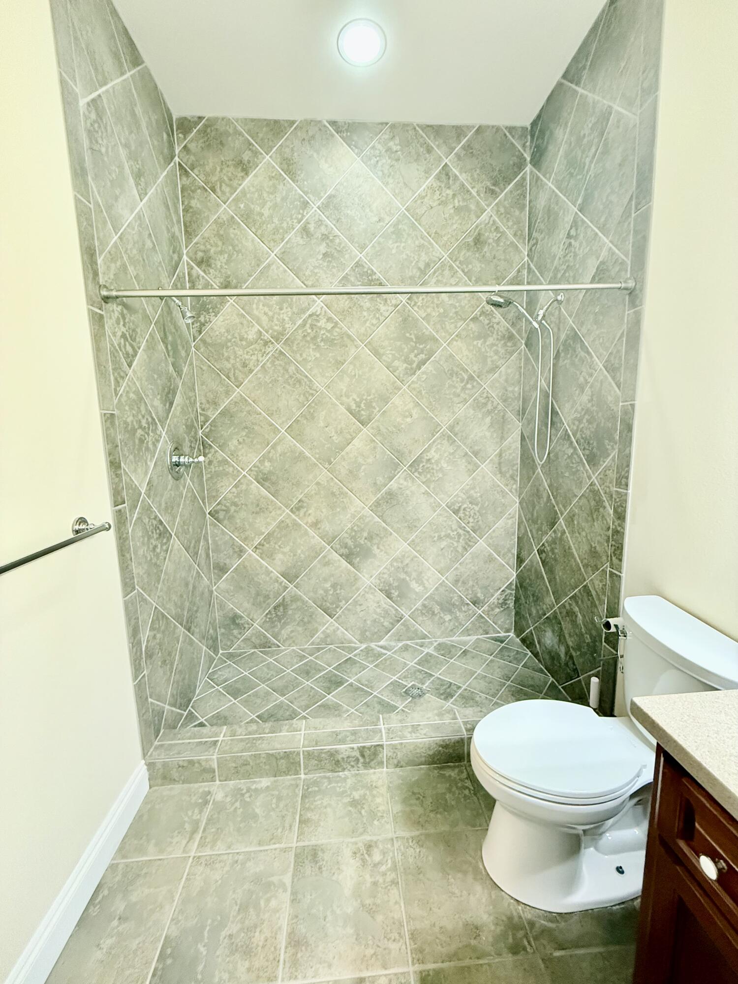 MACK BAYOU ESTATES - Residential