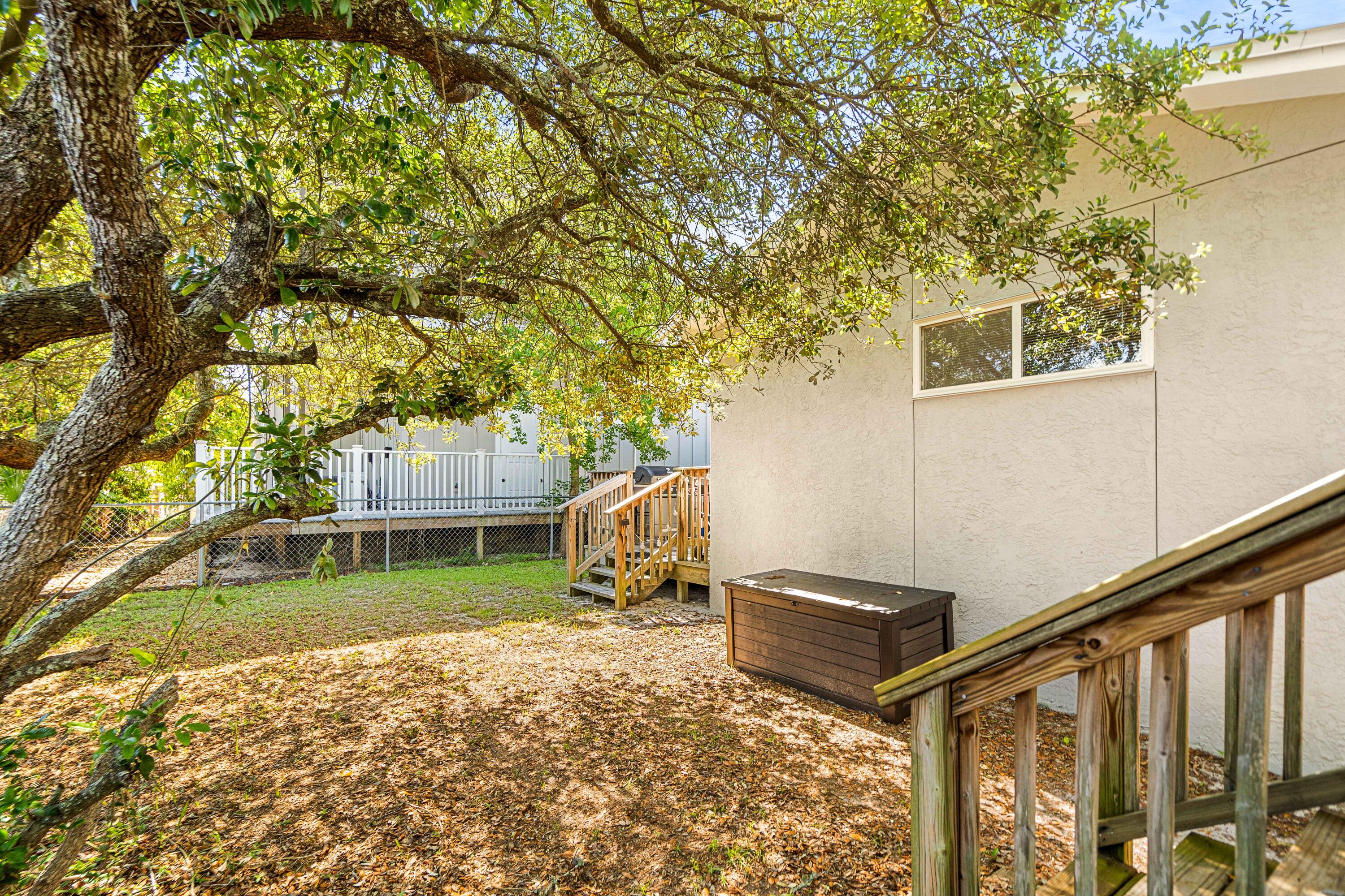 RIVIERA BEACH - Residential