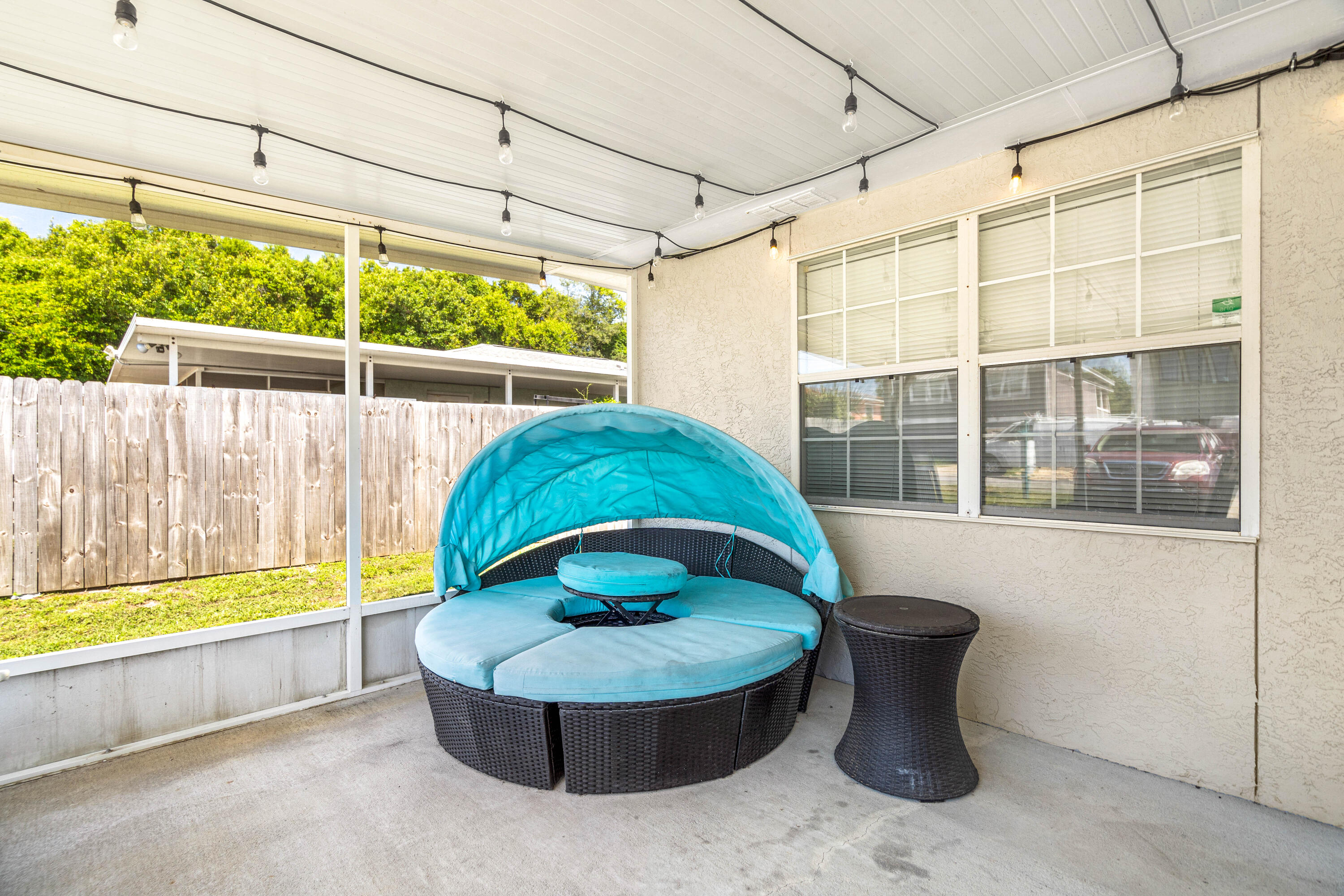 RIVIERA BEACH - Residential