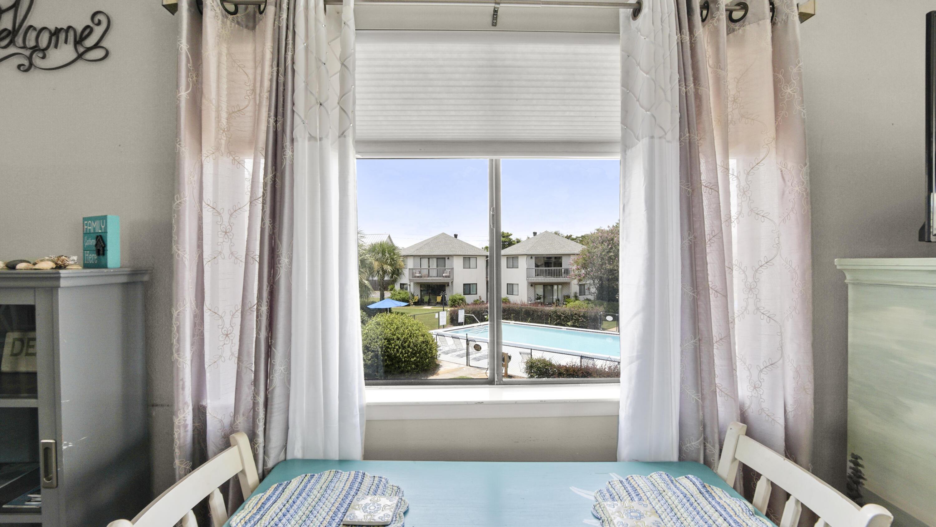 CRYSTAL VILLAGE CONDO PH 1 - Residential