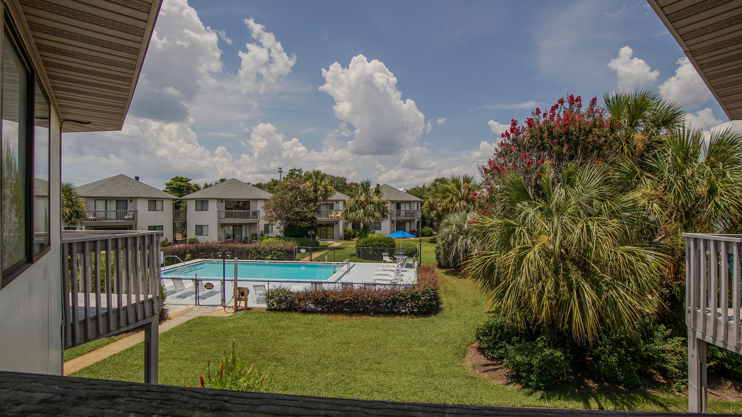 CRYSTAL VILLAGE CONDO PH 1 - Residential