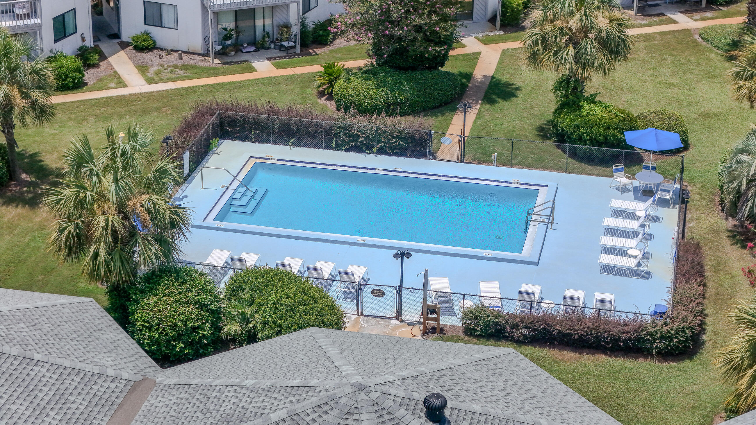 CRYSTAL VILLAGE CONDO PH 1 - Residential