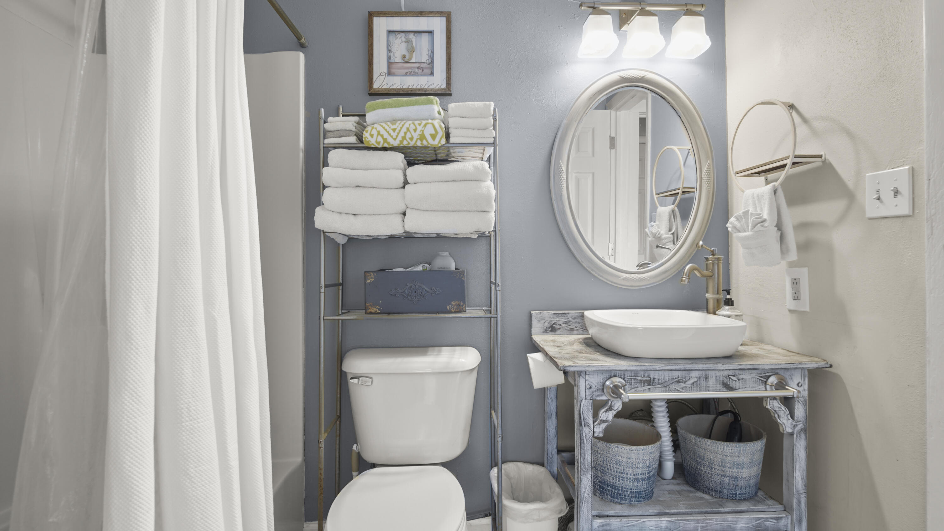 CRYSTAL VILLAGE CONDO PH 1 - Residential