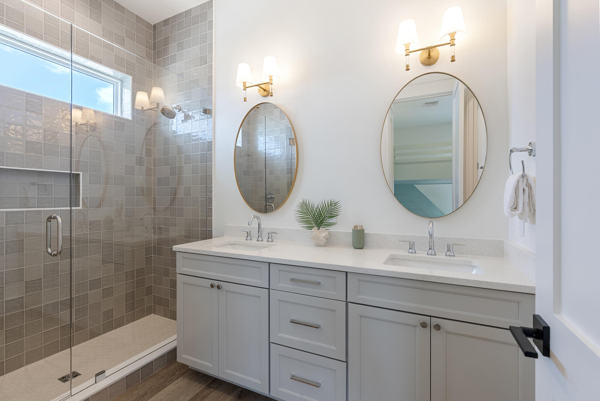 Hadley's Beach - Residential