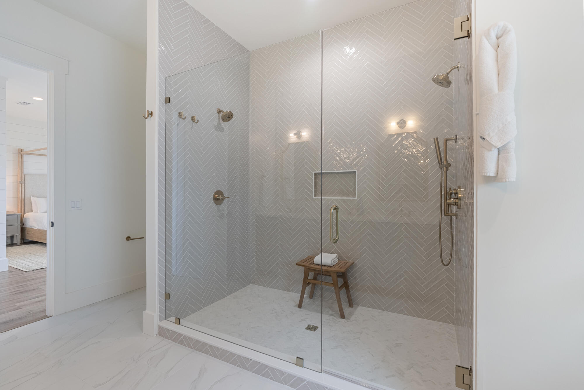 Hadley's Beach - Residential