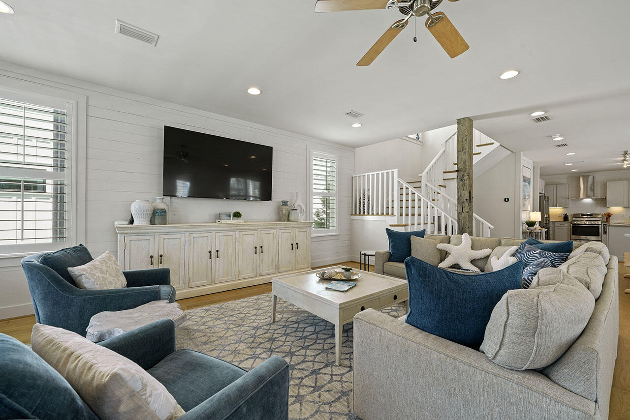 BEACH HIGHLAND 1ST ADD - Residential