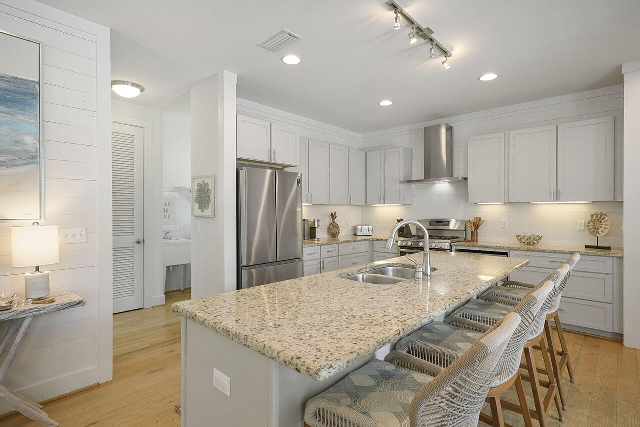 BEACH HIGHLAND 1ST ADD - Residential