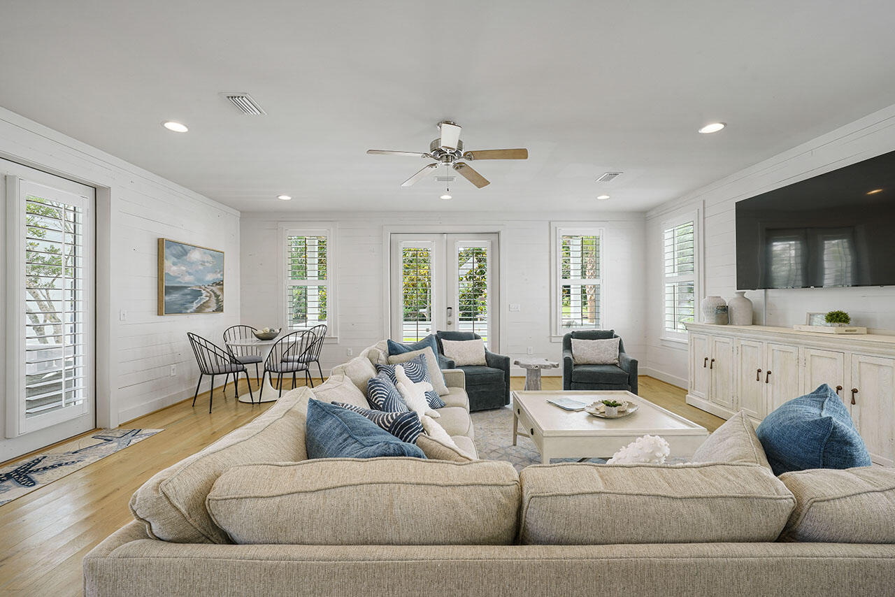 BEACH HIGHLAND 1ST ADD - Residential