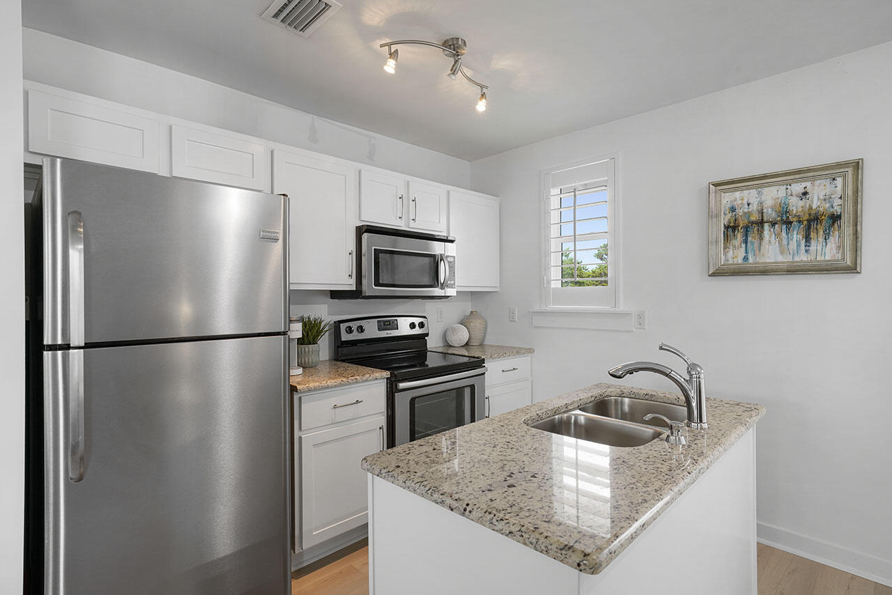 BEACH HIGHLAND 1ST ADD - Residential