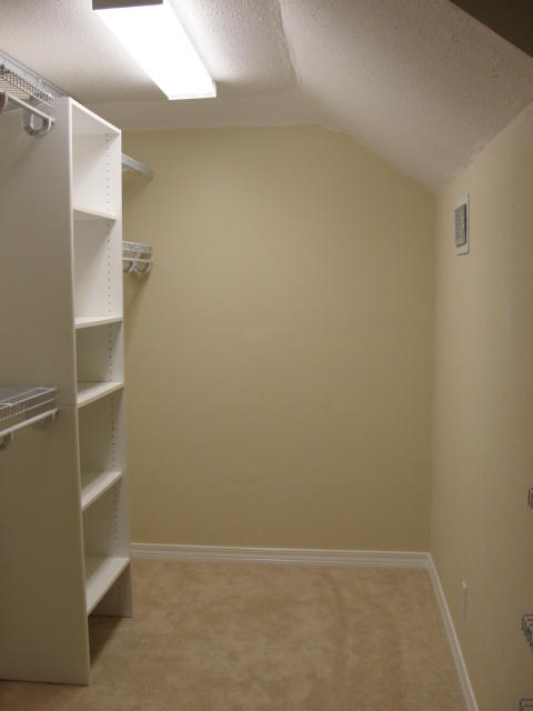 PARKWOOD ESTATES PH 1 BLUEWATER BAY - Residential