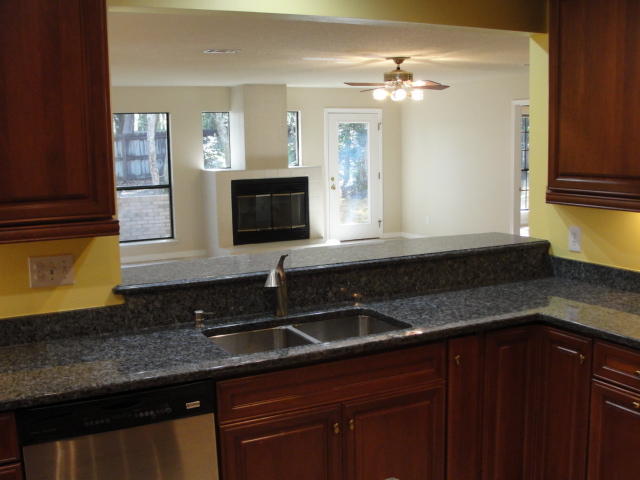 PARKWOOD ESTATES PH 1 BLUEWATER BAY - Residential