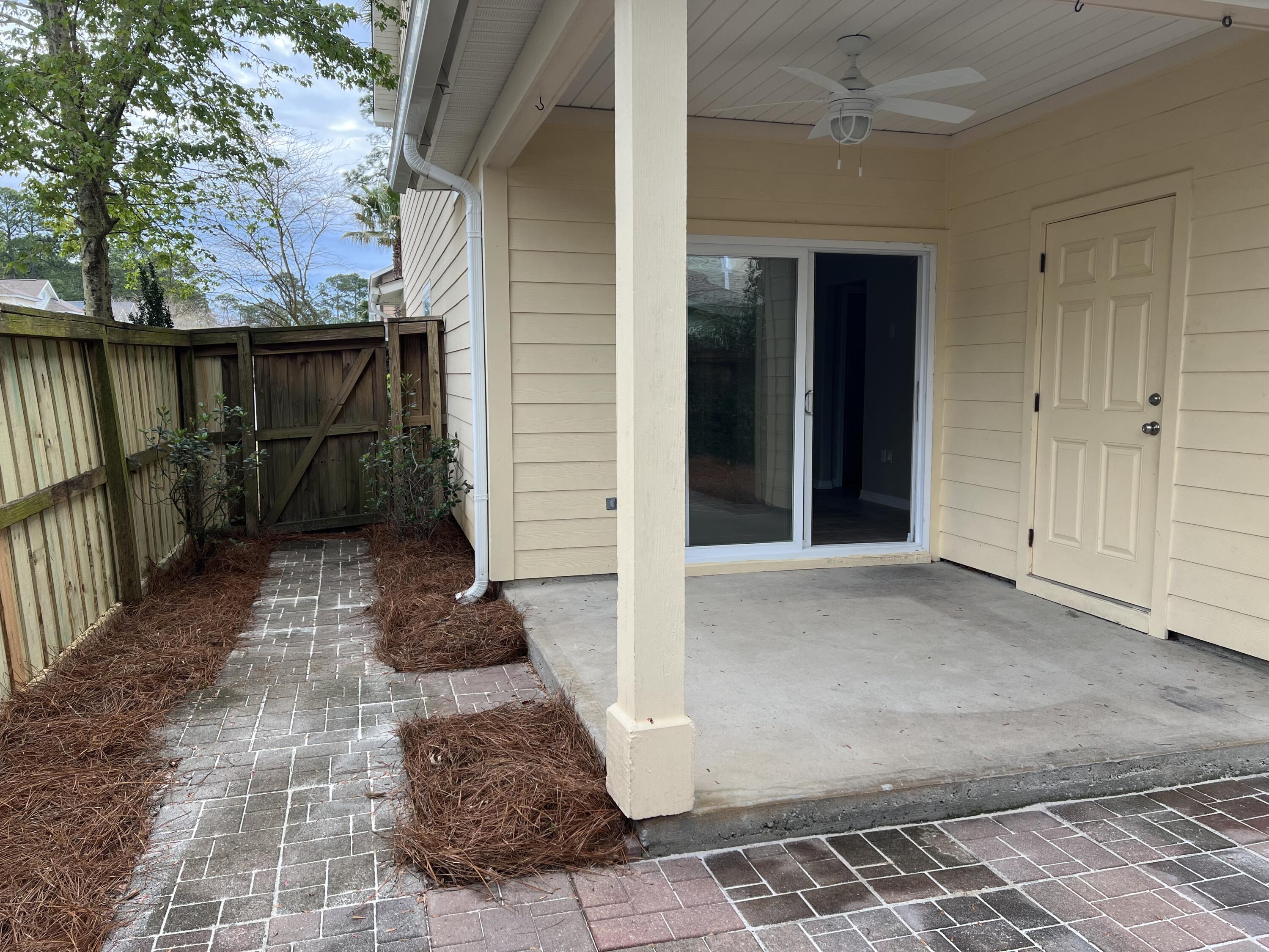 PLANTATION AT SANTA ROSA - Residential Lease