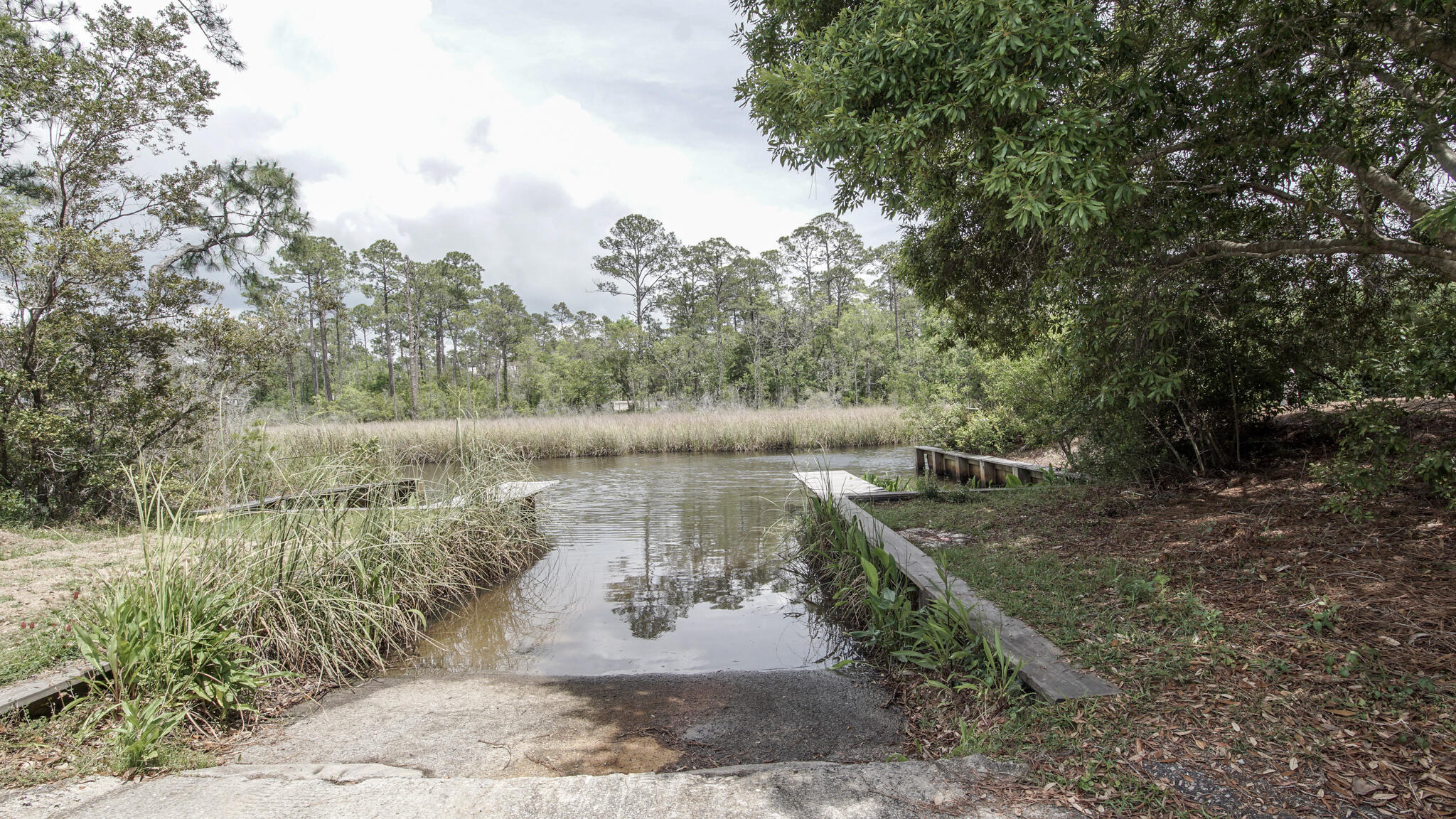 MAGNOLIA BEACH - Land