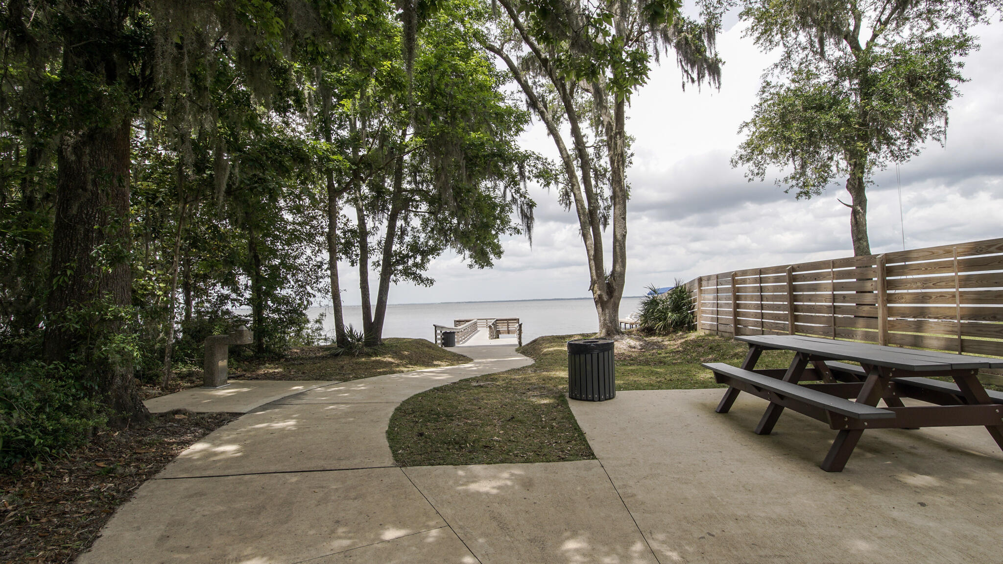 MAGNOLIA BEACH - Land