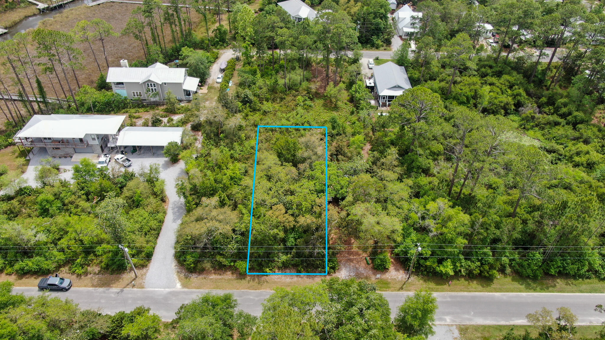 MAGNOLIA BEACH - Land