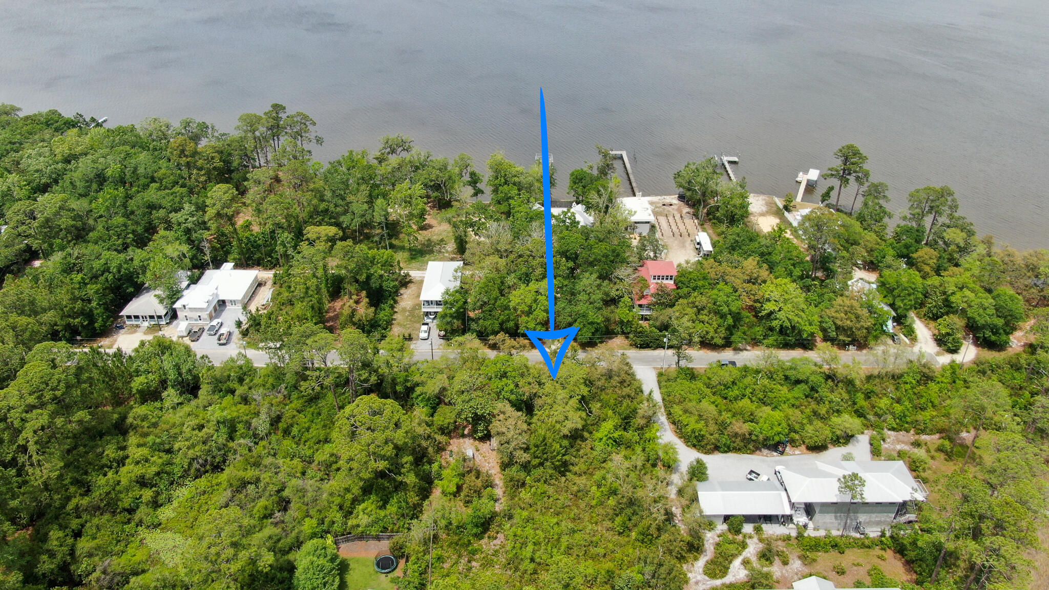 MAGNOLIA BEACH - Land