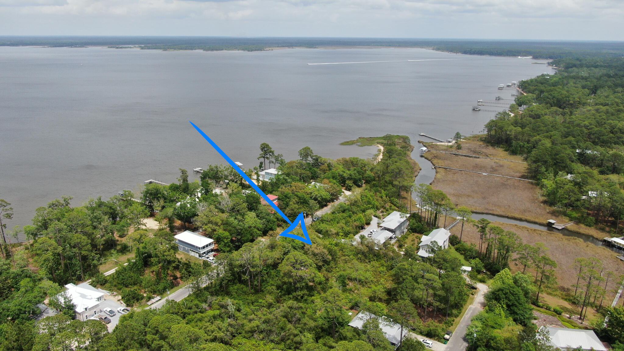 MAGNOLIA BEACH - Land