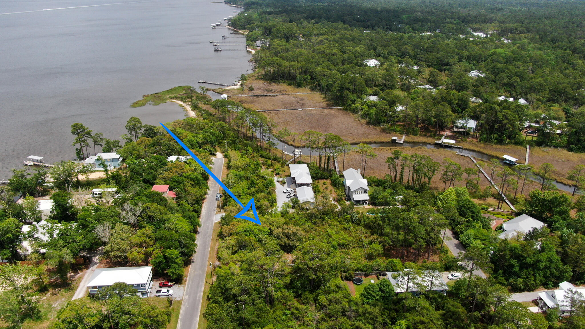 MAGNOLIA BEACH - Land