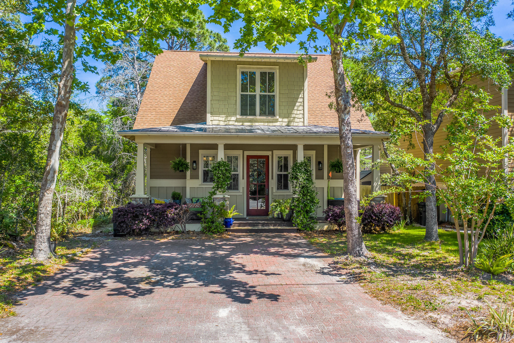 GRAYTON BEACH VILLAGE SQUARE - Residential