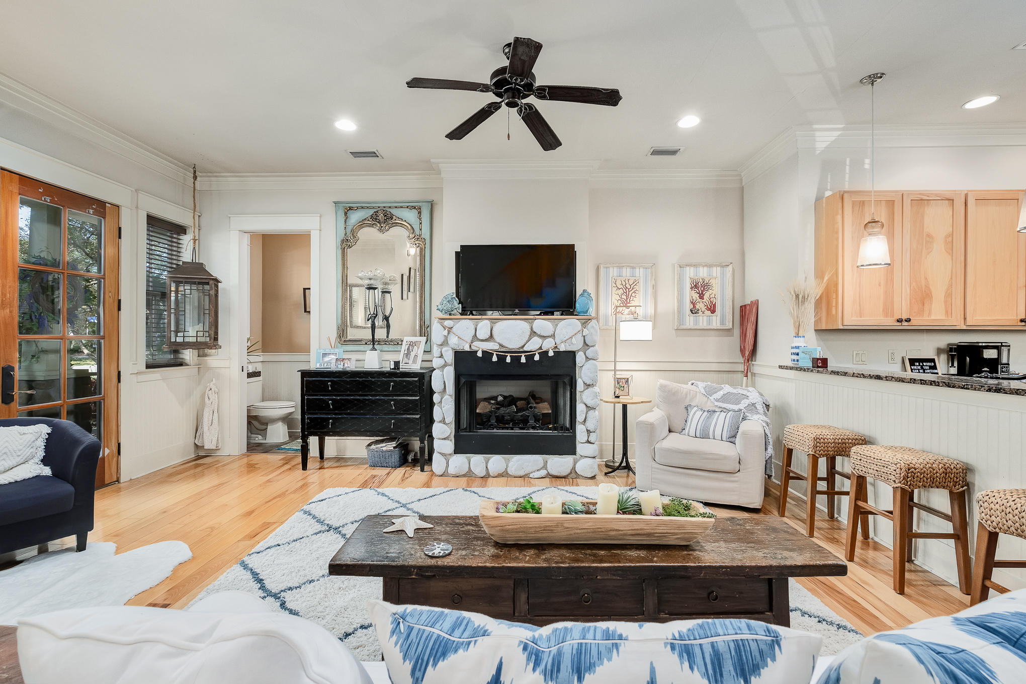 GRAYTON BEACH VILLAGE SQUARE - Residential