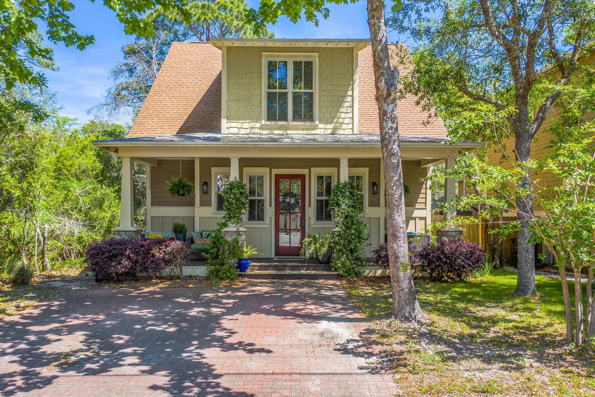 GRAYTON BEACH VILLAGE SQUARE - Residential